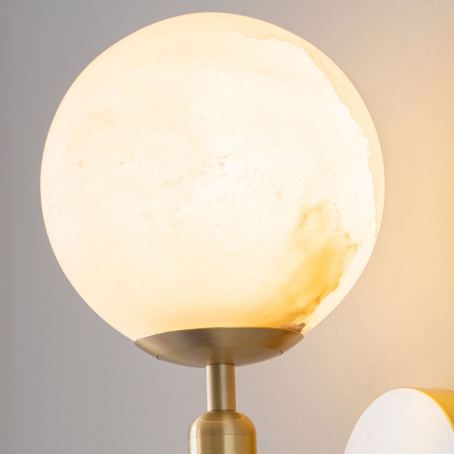 Mian Alabaster Wall Lamp D439
