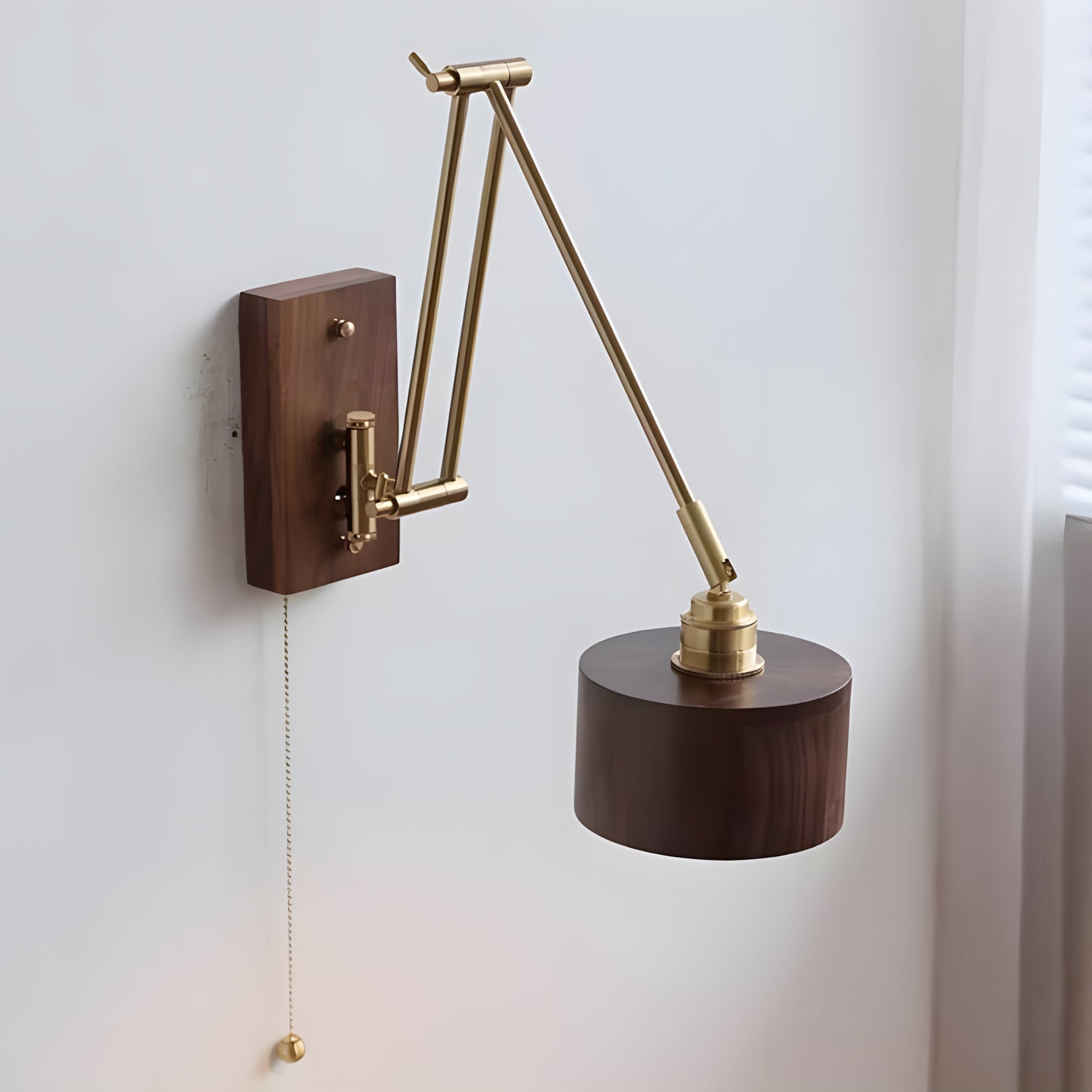 Marlow Adjustable Wall Lamp D341