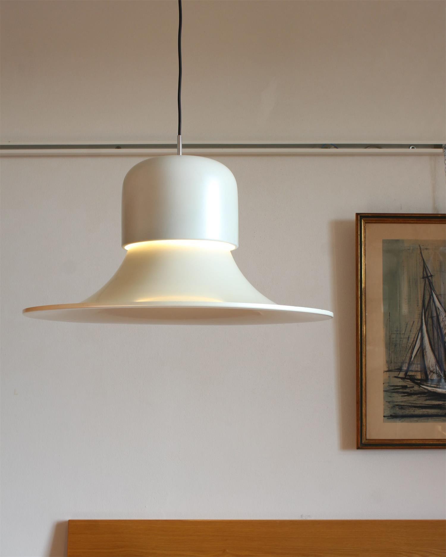 Nordic Carbon Steel LED Pendant Lamp M346