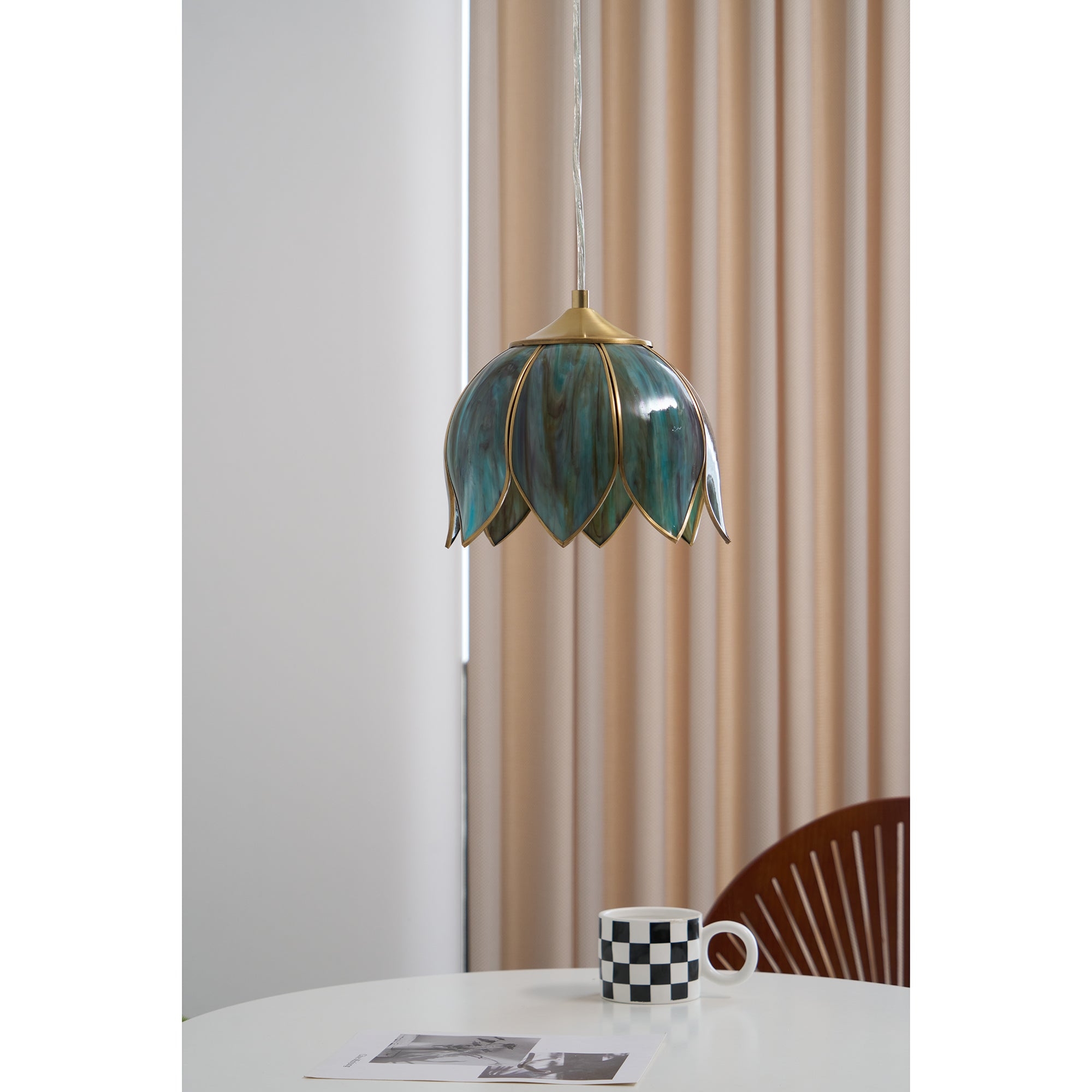 Retro Lotus Pendant Lamp D582