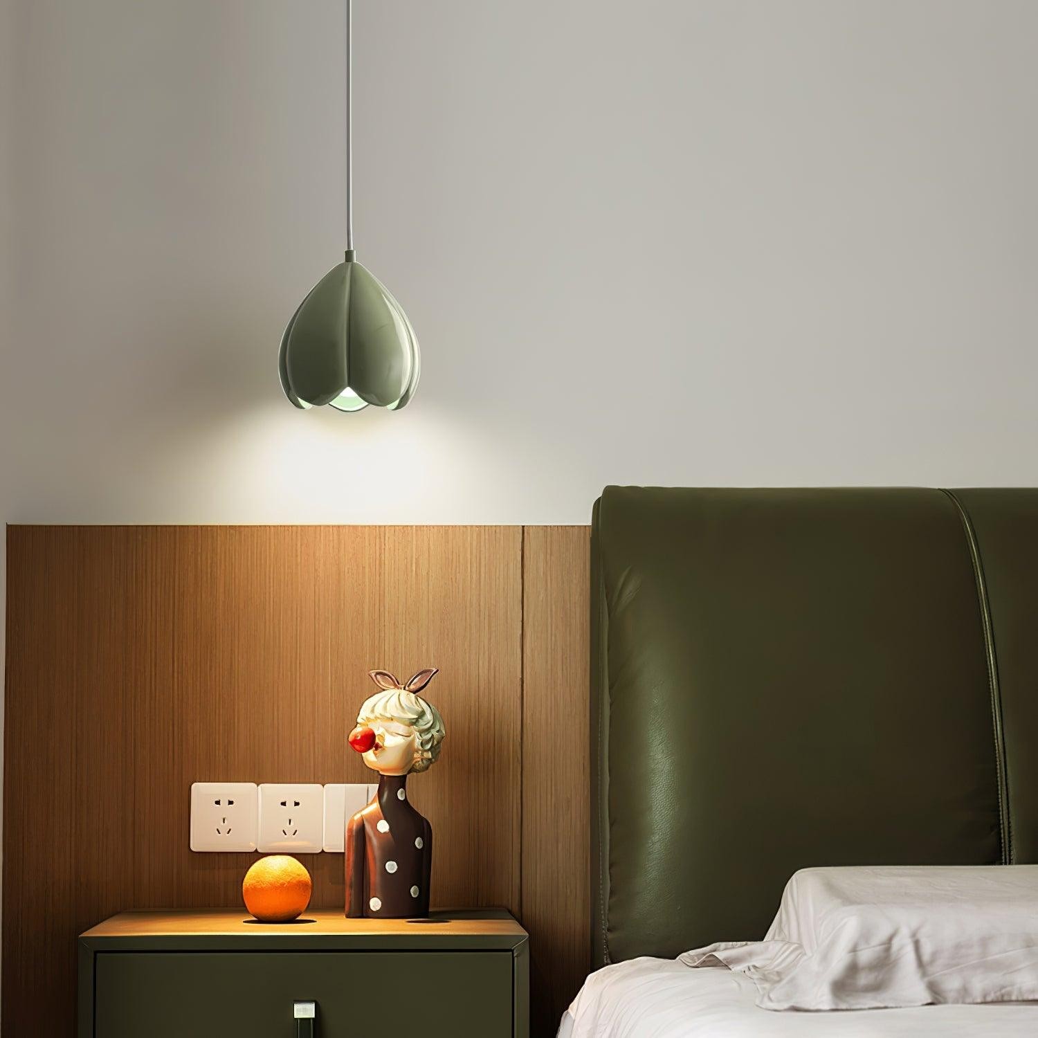 Cream Color Resin Pod Pendant Lamp M475