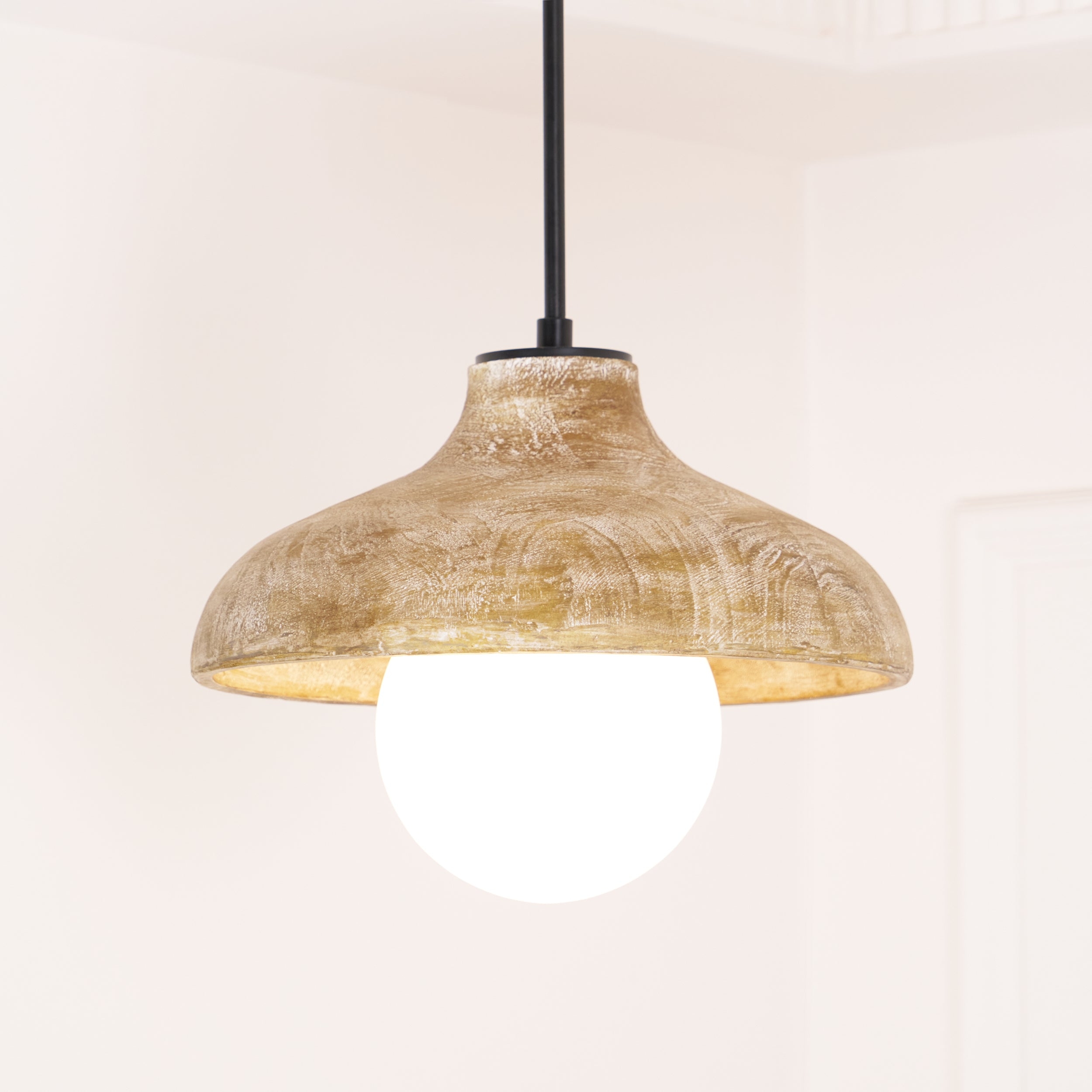 Surfside Pendant Lamp D551