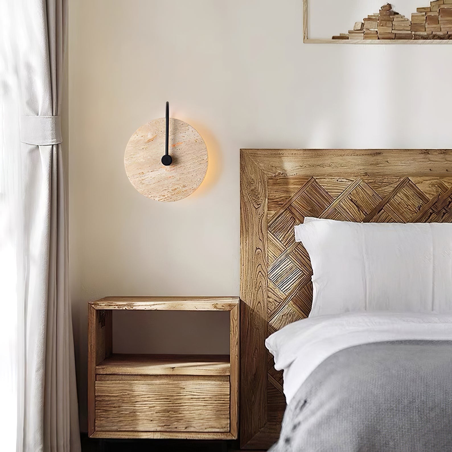 Simple Clock-Shaped Travertine Wall Lamp M25