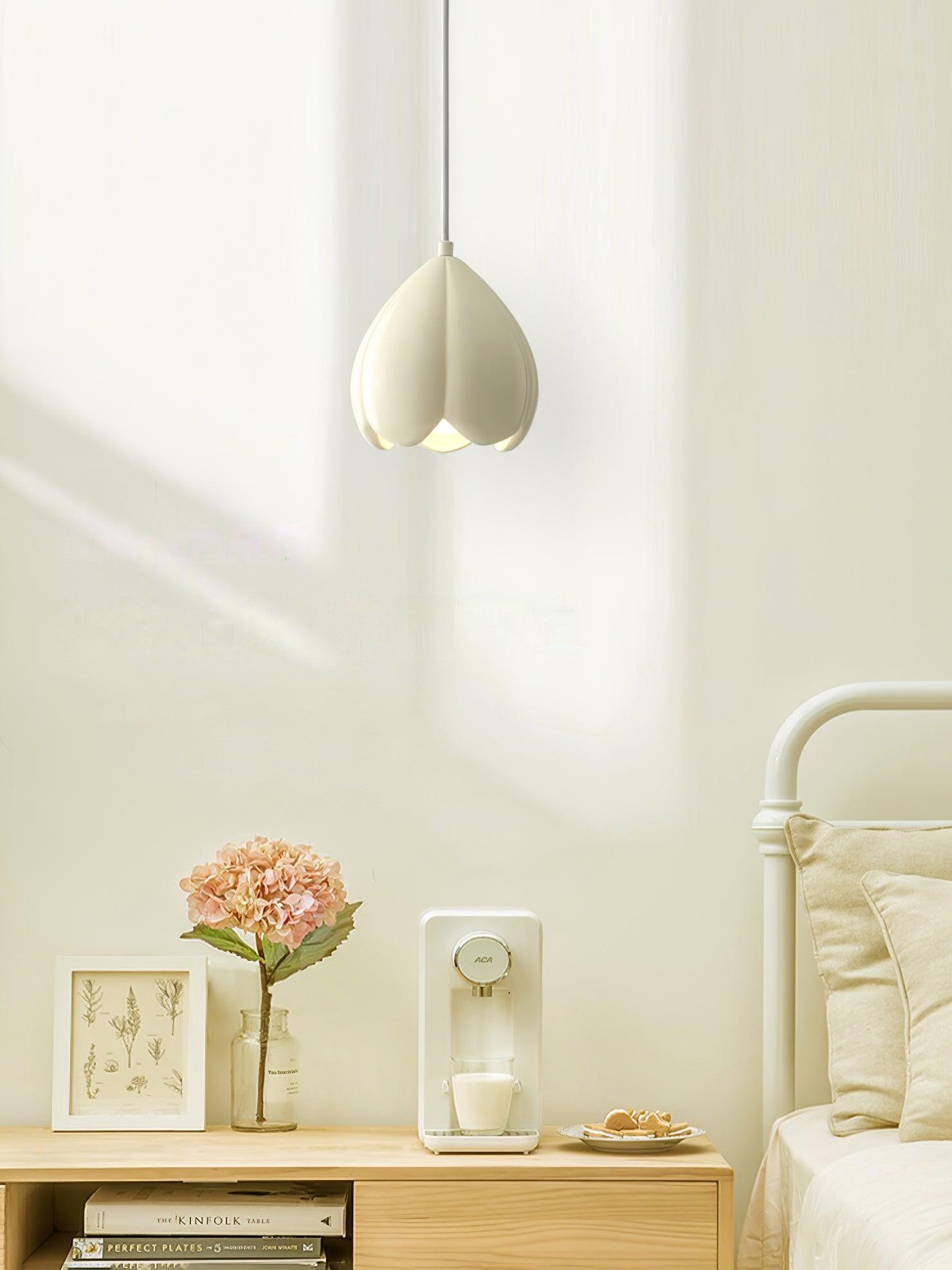 Cream Color Resin Pod Pendant Lamp M475