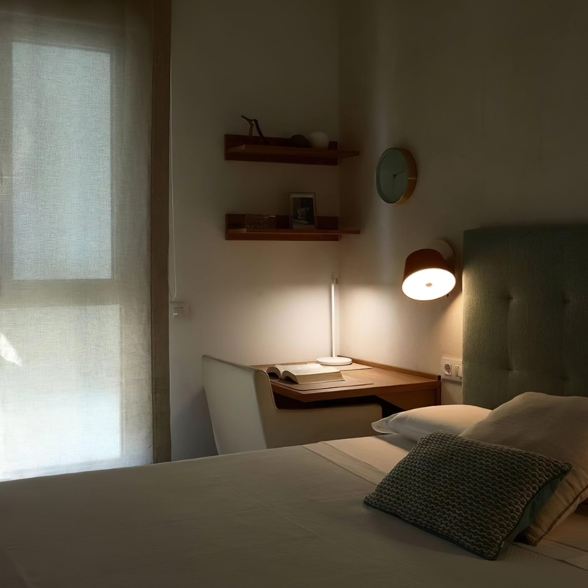 Simple Bedroom Bedside Reading Wall Lamp M270