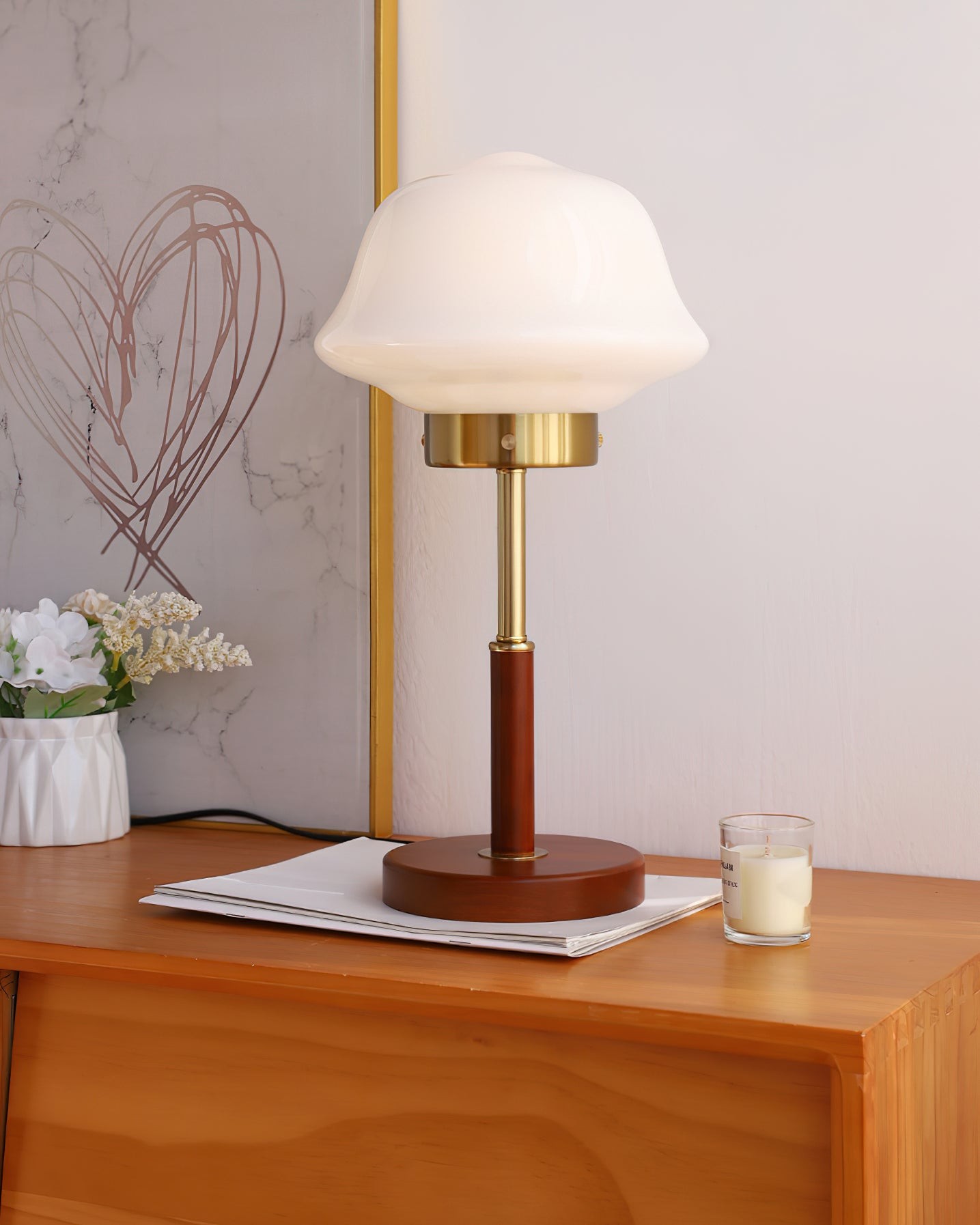 Mid Century Vintage Walnut Glass Table Lamp M395
