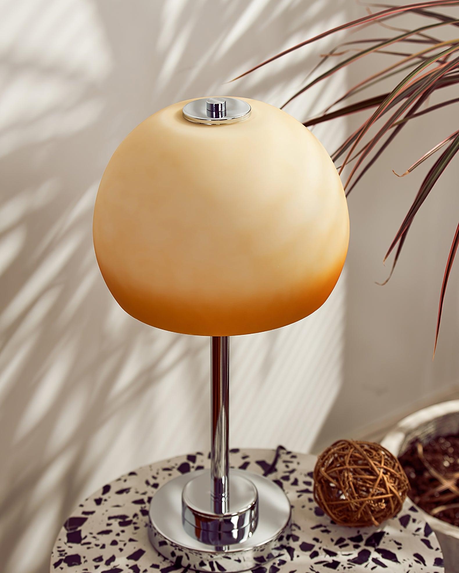 Retro Egg-shaped Dome Table Lamp M388