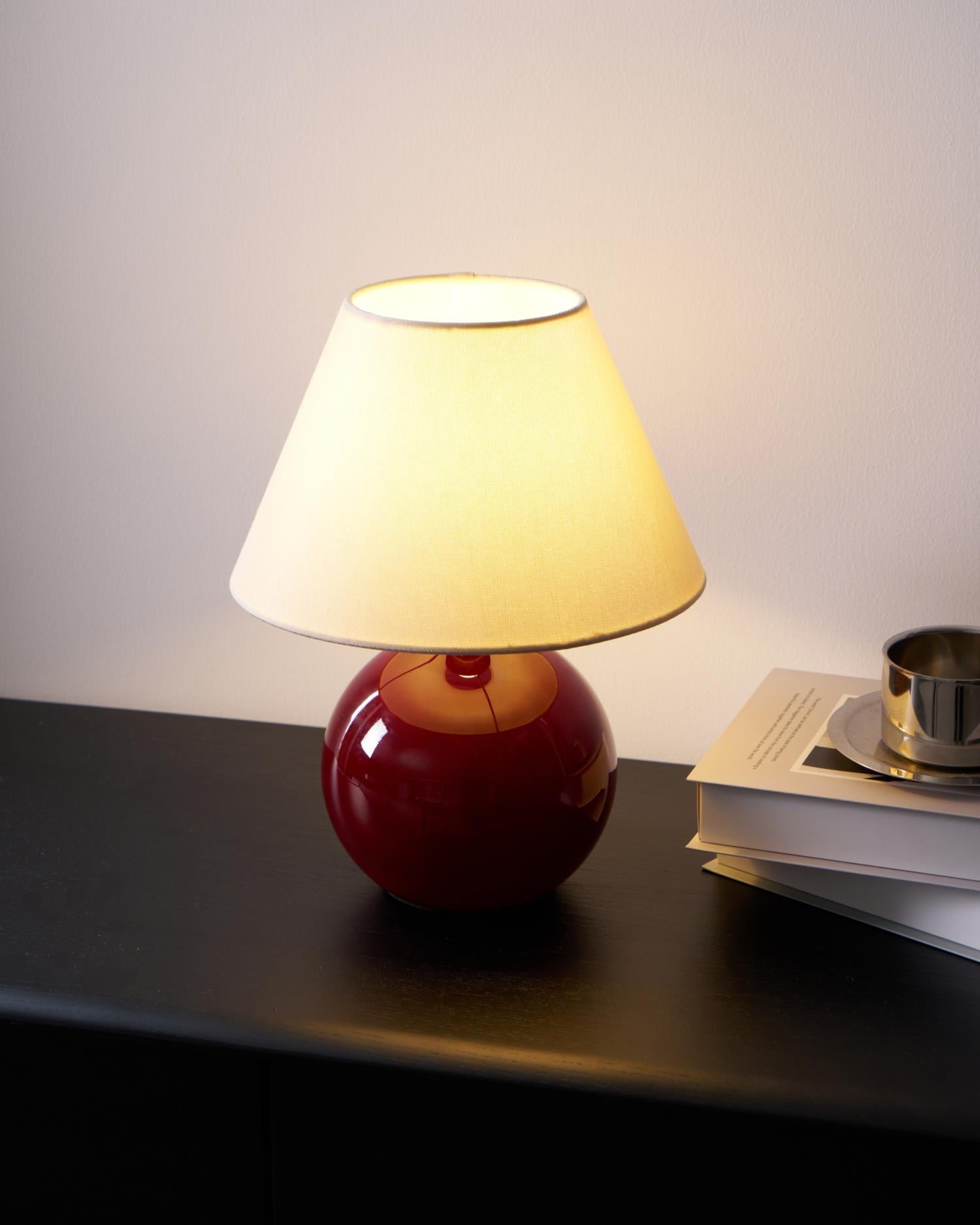 Red Nanu Table Lamp D26