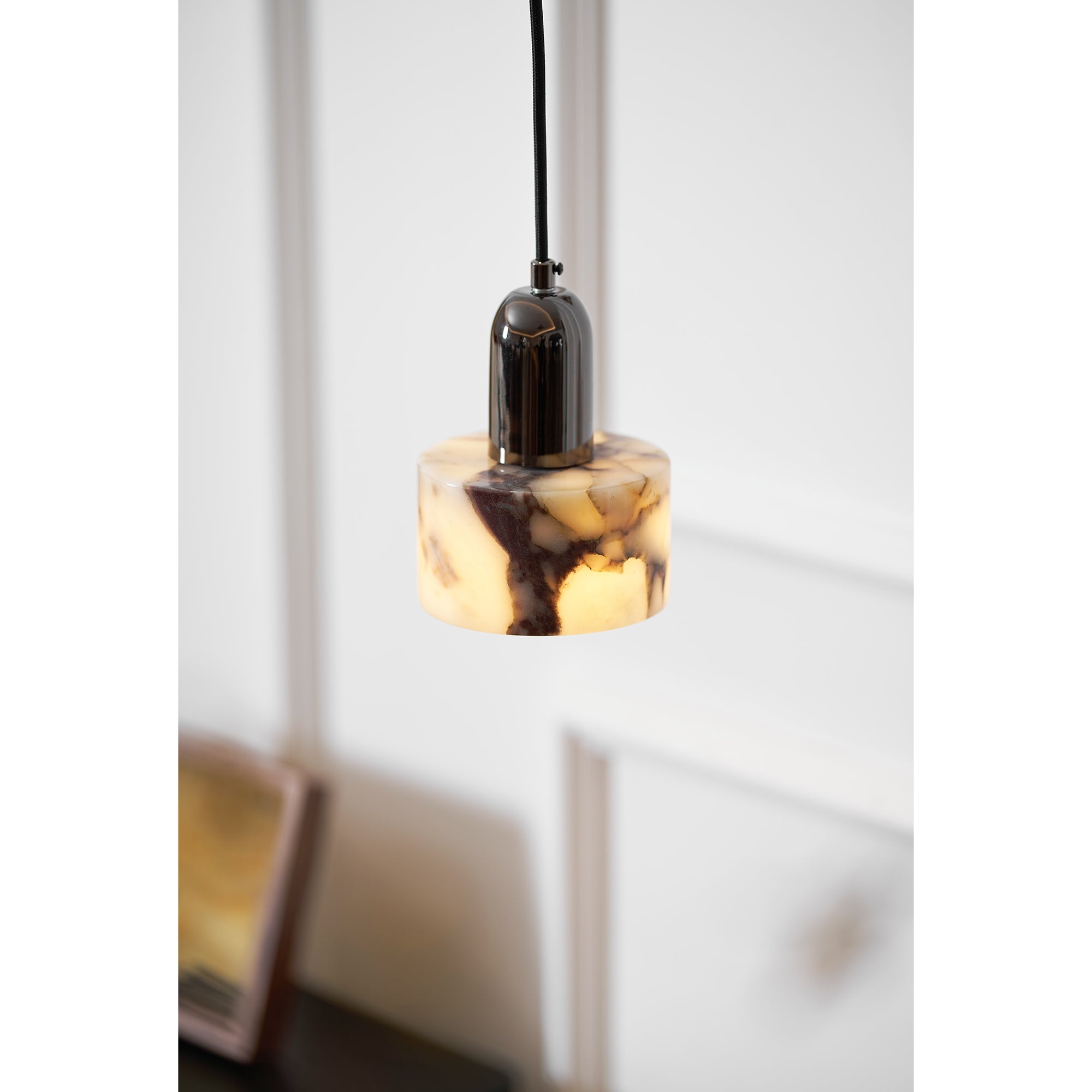 Dekum Marble Pendant Lamp D606