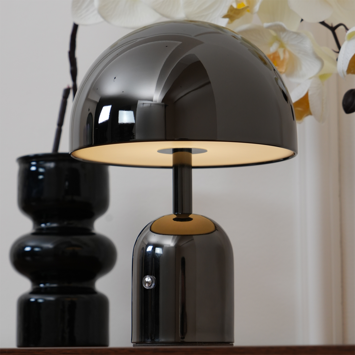Smooth Mushroom Portable Table Lamp M176