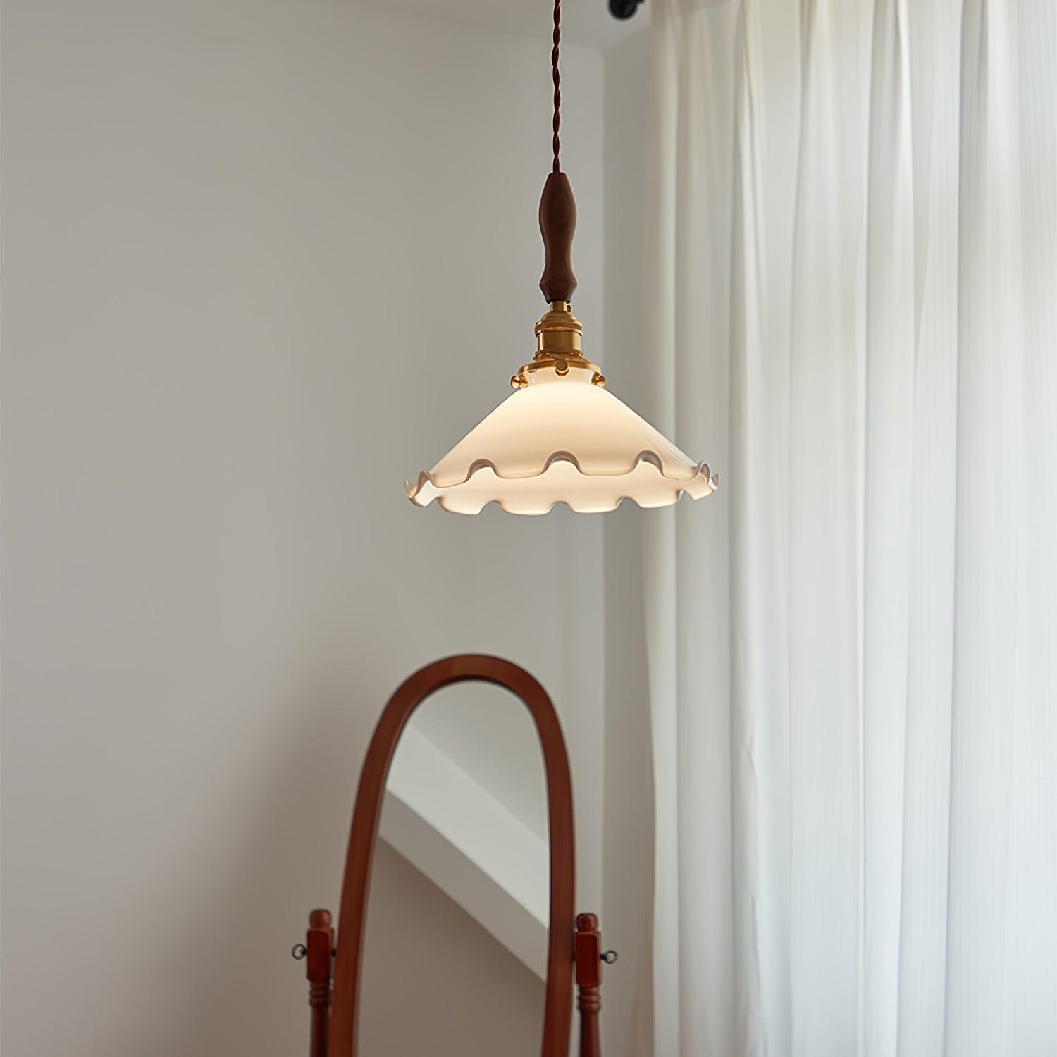 Vintage White Glass Skirted Pendant Lamp M472