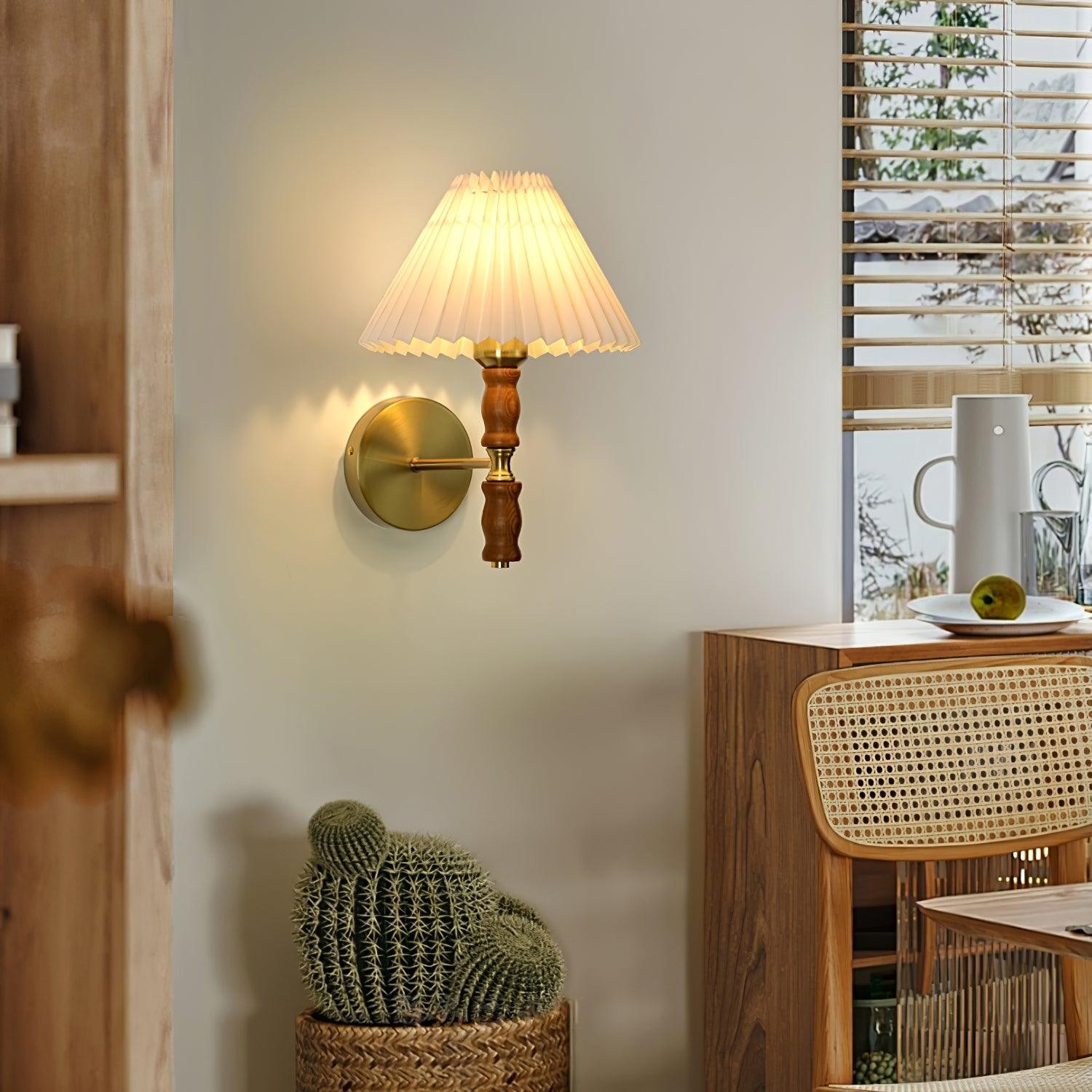 Japanese Retro Walnut Atmosphere Wall Light For Bedroom M436
