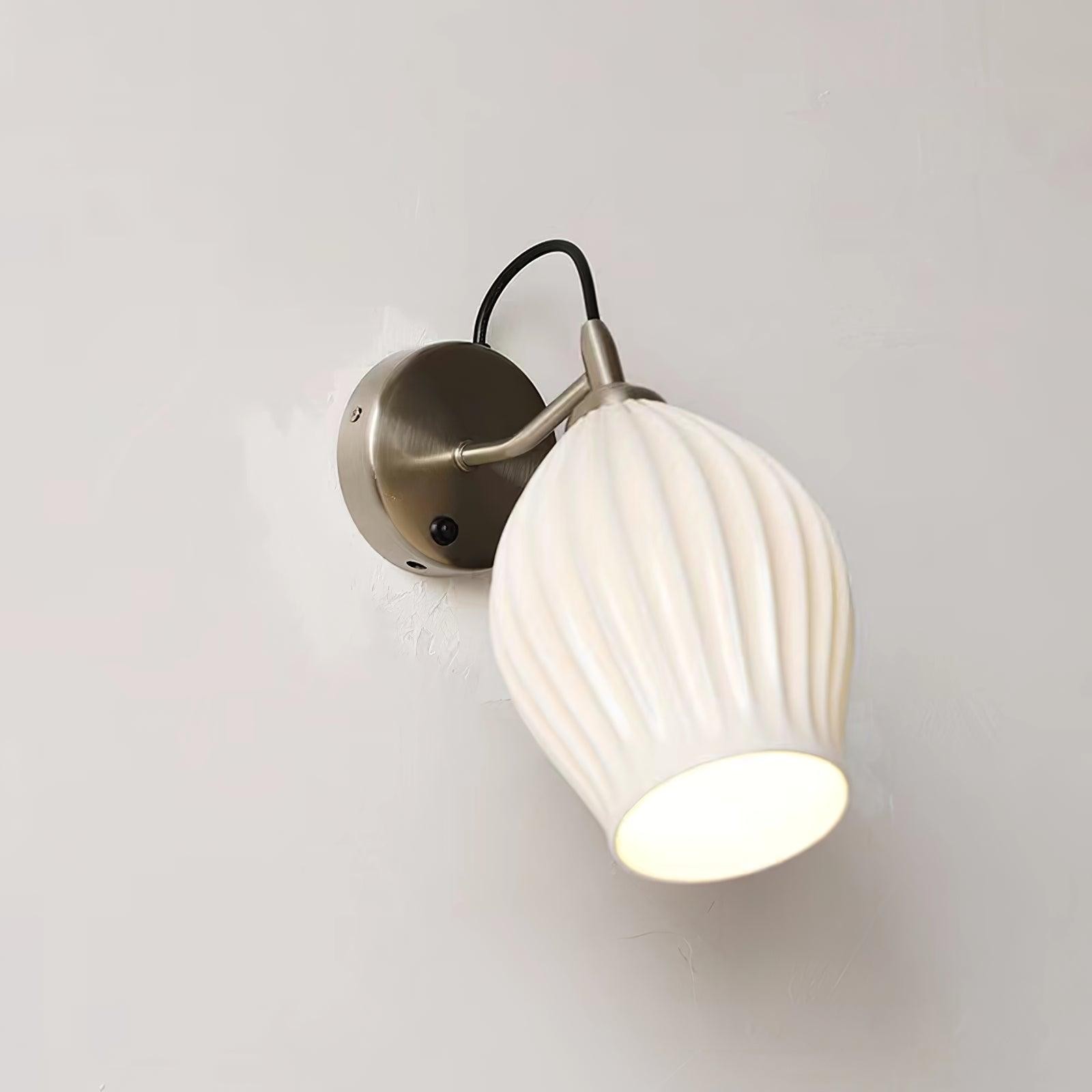 Cream Style Ceramic Ribbed Wall lamp M79