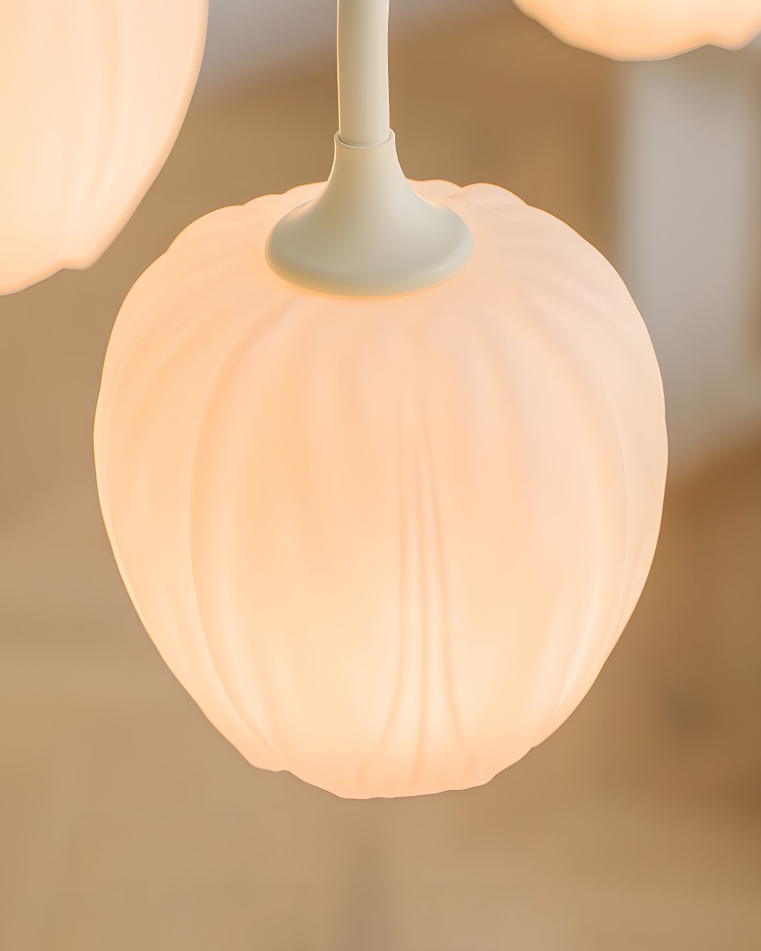 Tulip Matcha Chandelier D364