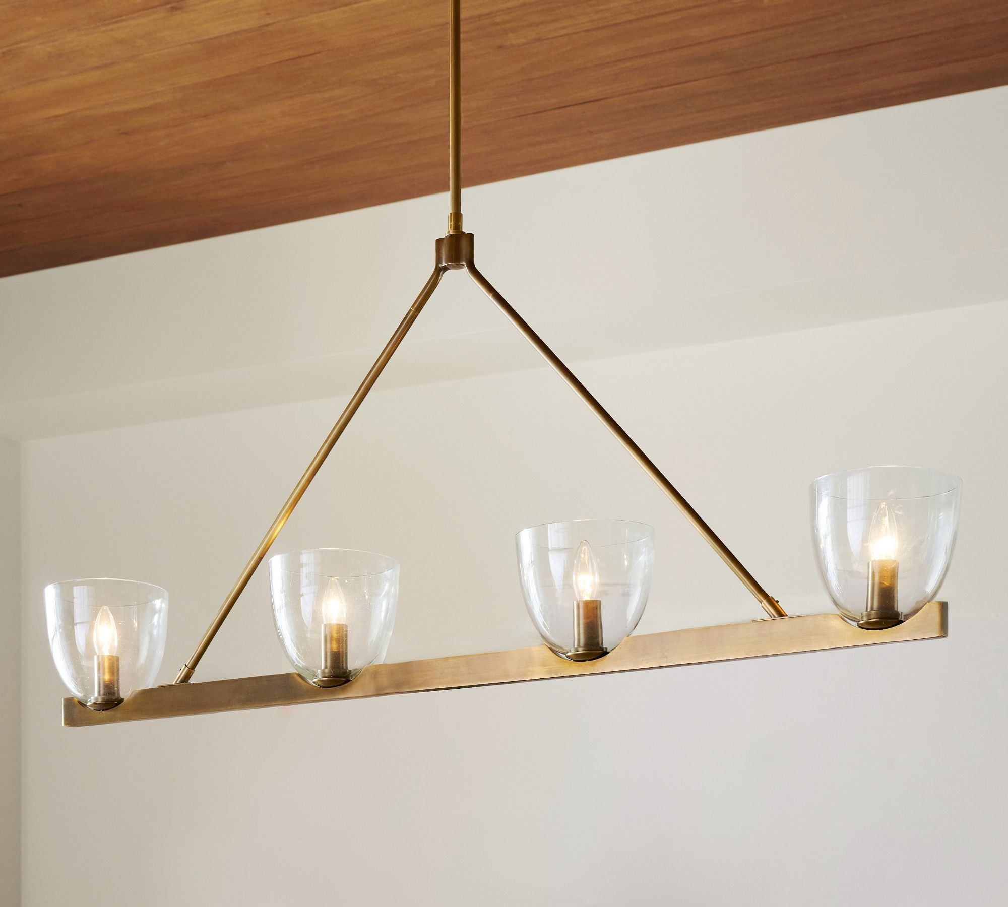 Auria Hand-blown Glass Metal Chandelier - Contemporary Brass Design T061
