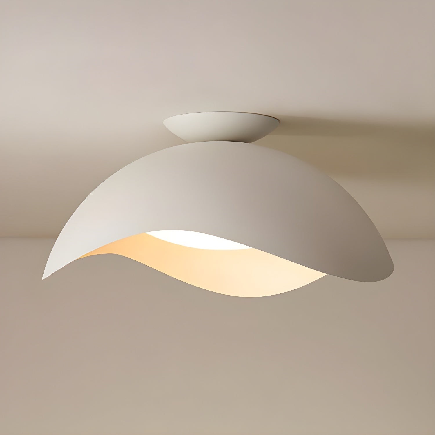 Simple Wave Ceiling Light M23