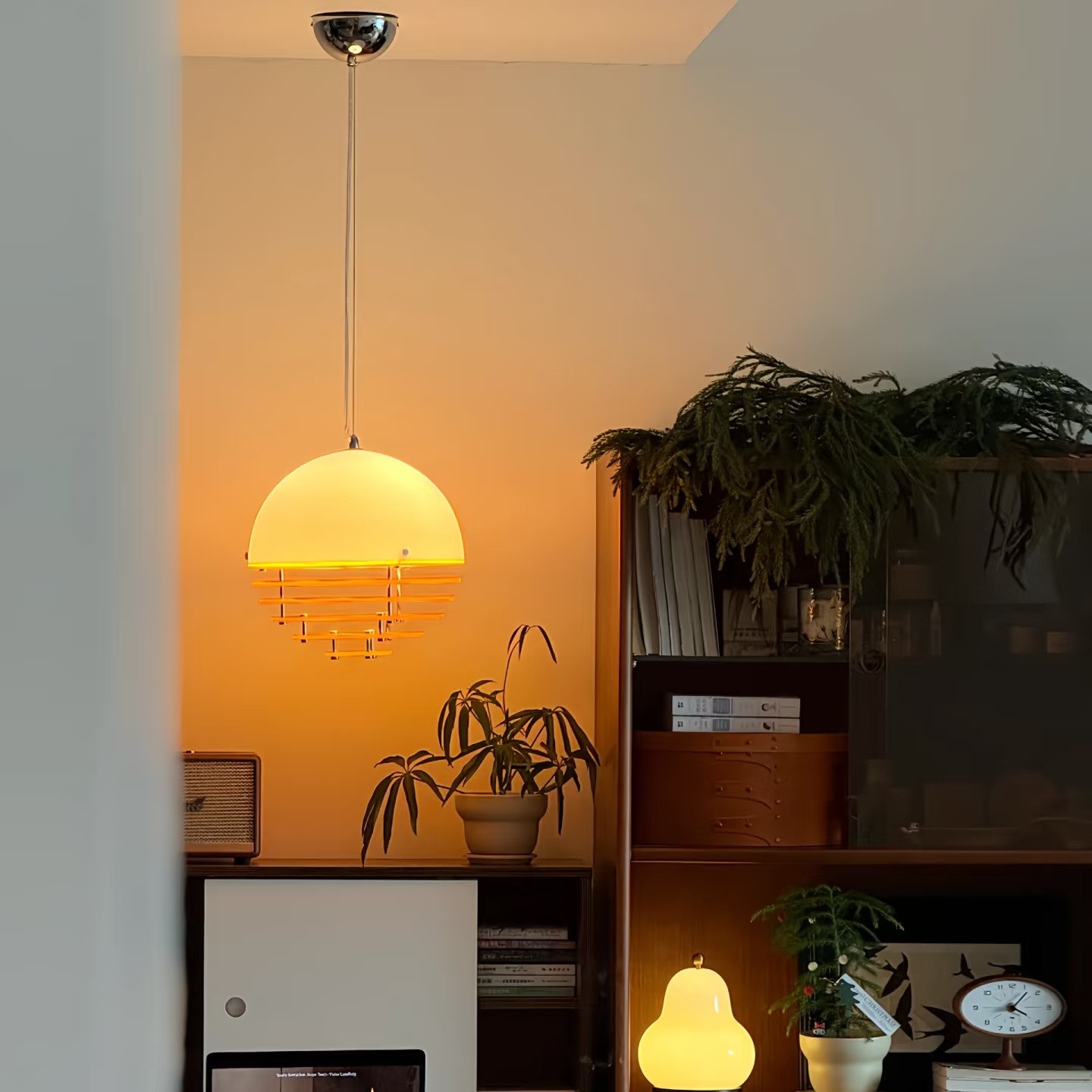 Bauhaus Sunset Ambient Pendant Lamp - Glass Acrylic Pendant Lamp S192
