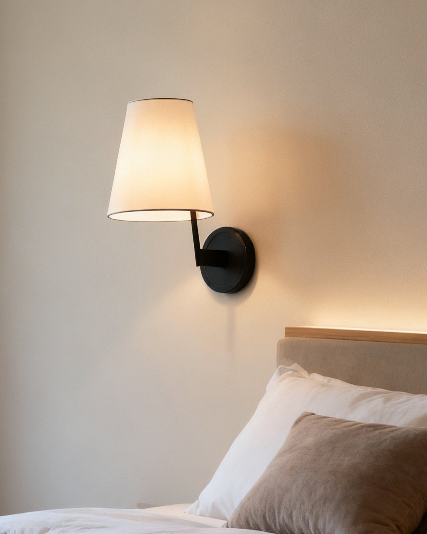 Ethereal Wall Lamp D319