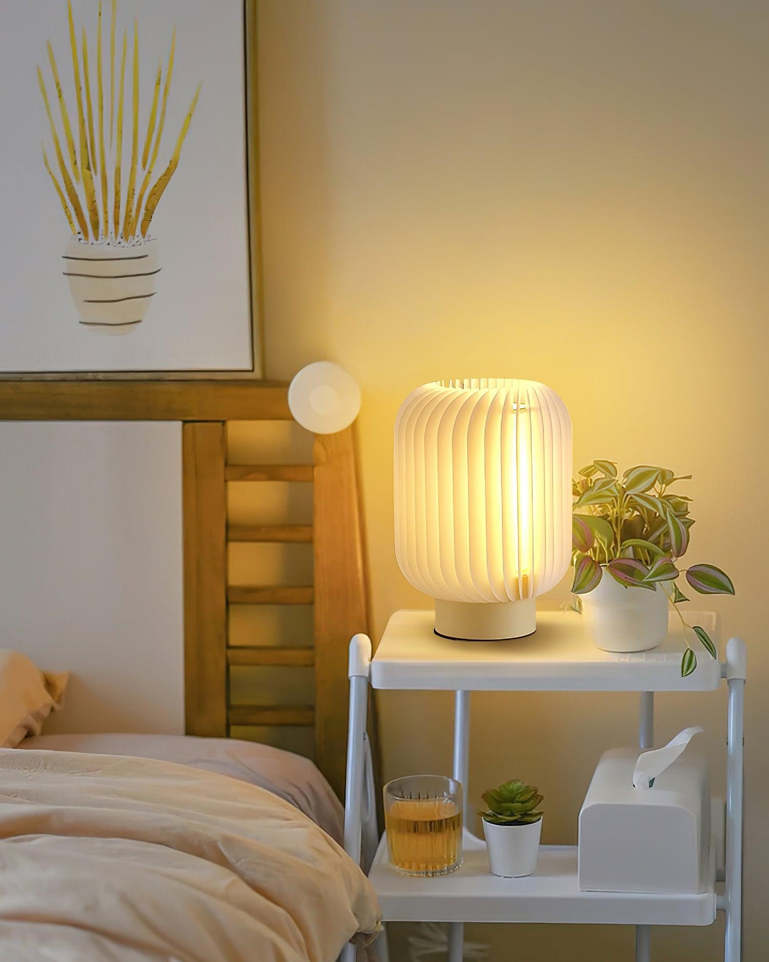 Round Translucent Pleated Table Lamp Suitable For Living Room M32