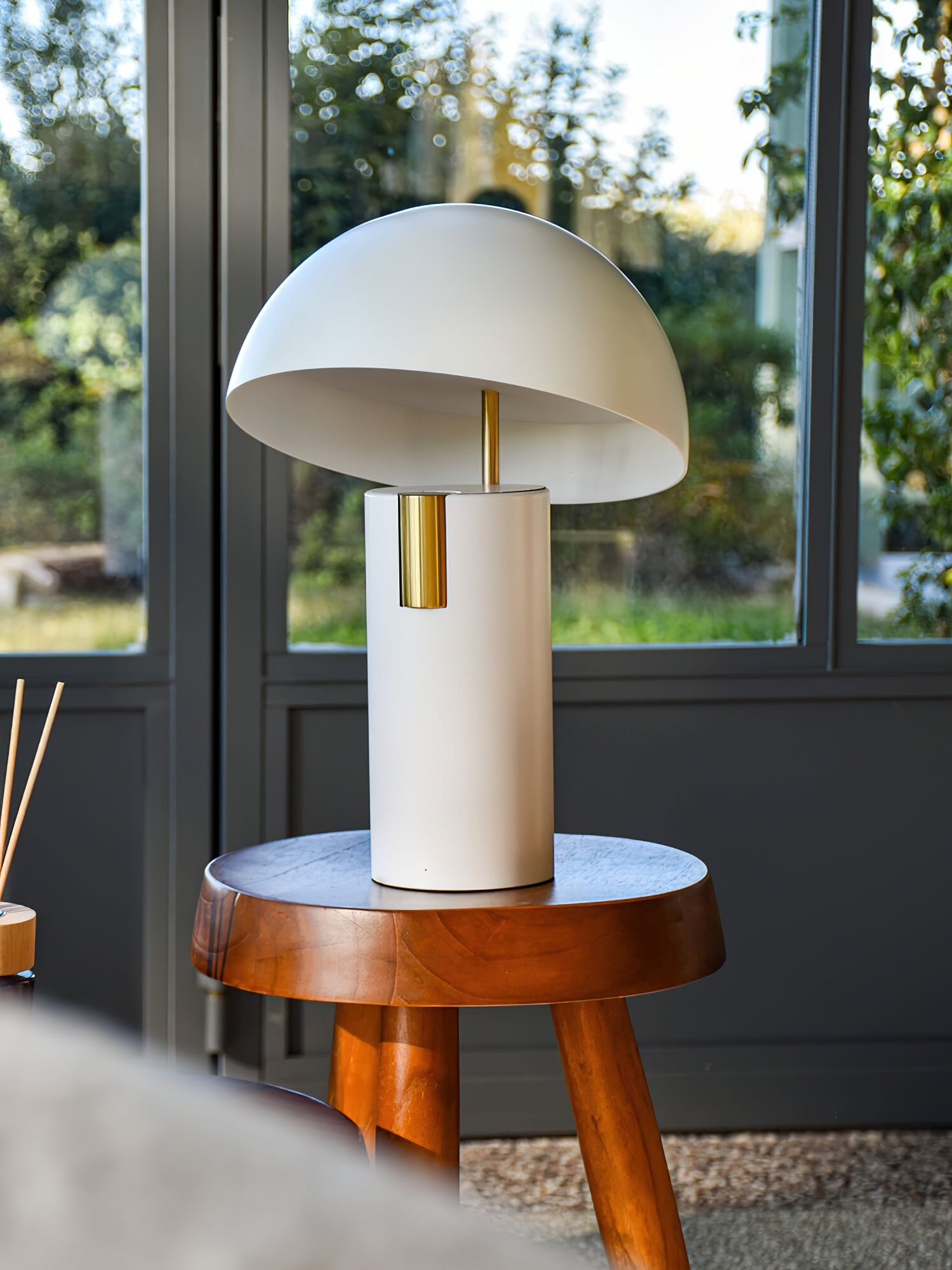 Avo Table Lamp D450