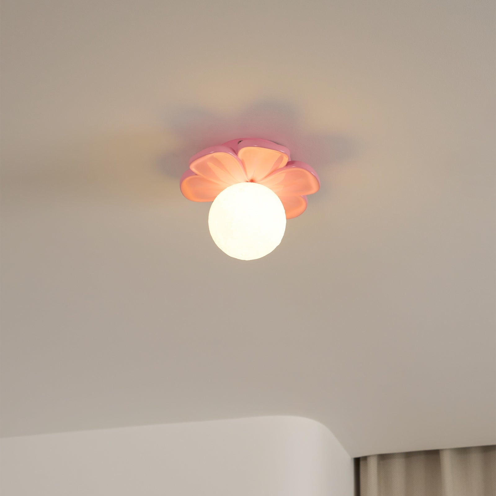 Cream Bloom Flower Ceiling Lamp D408