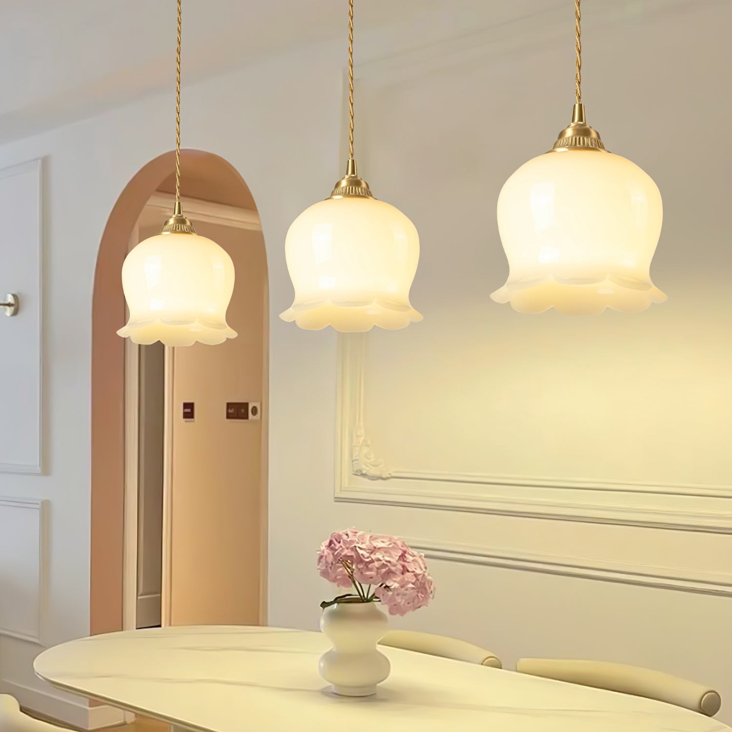 Traditional Glass Flower Pendant Lamp M316