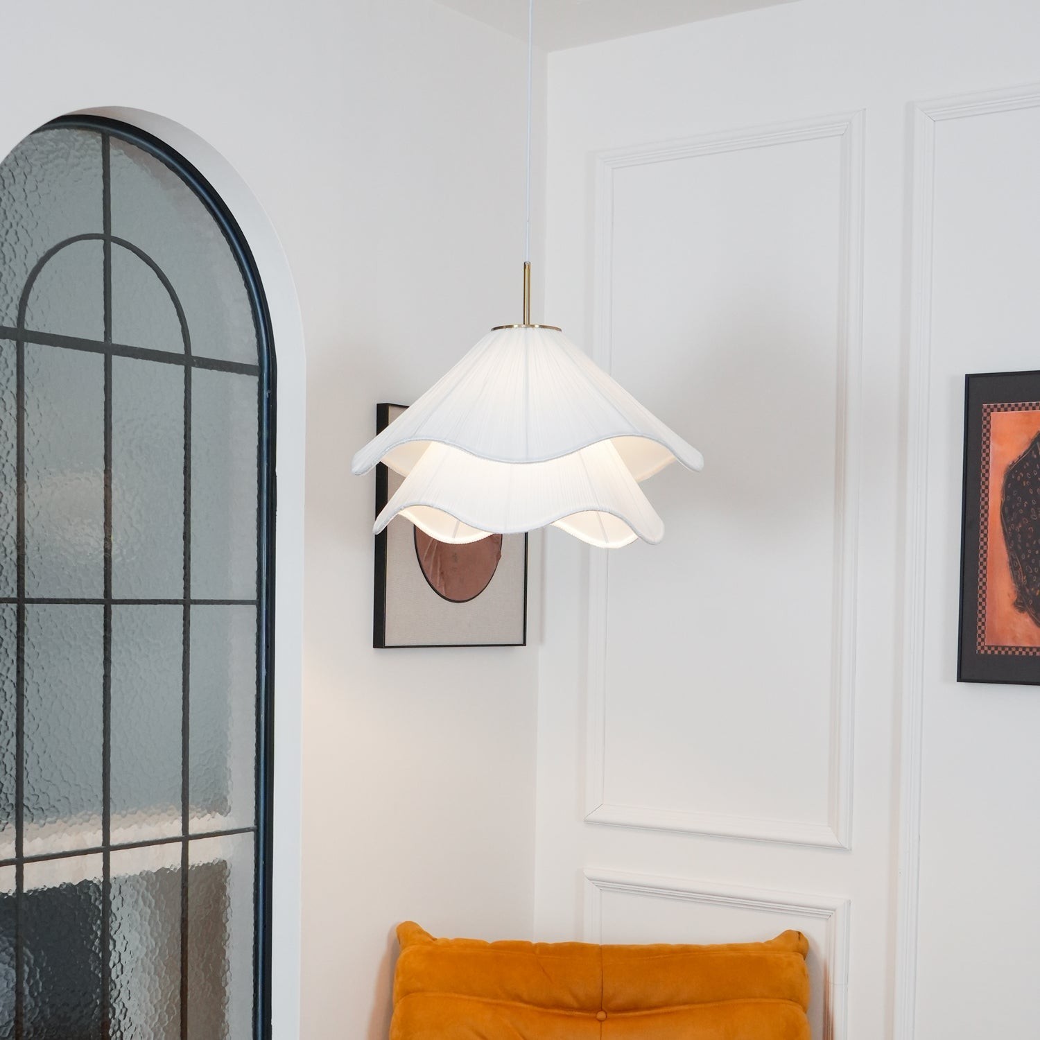 White Layered Pleats Pendant Lamp M249