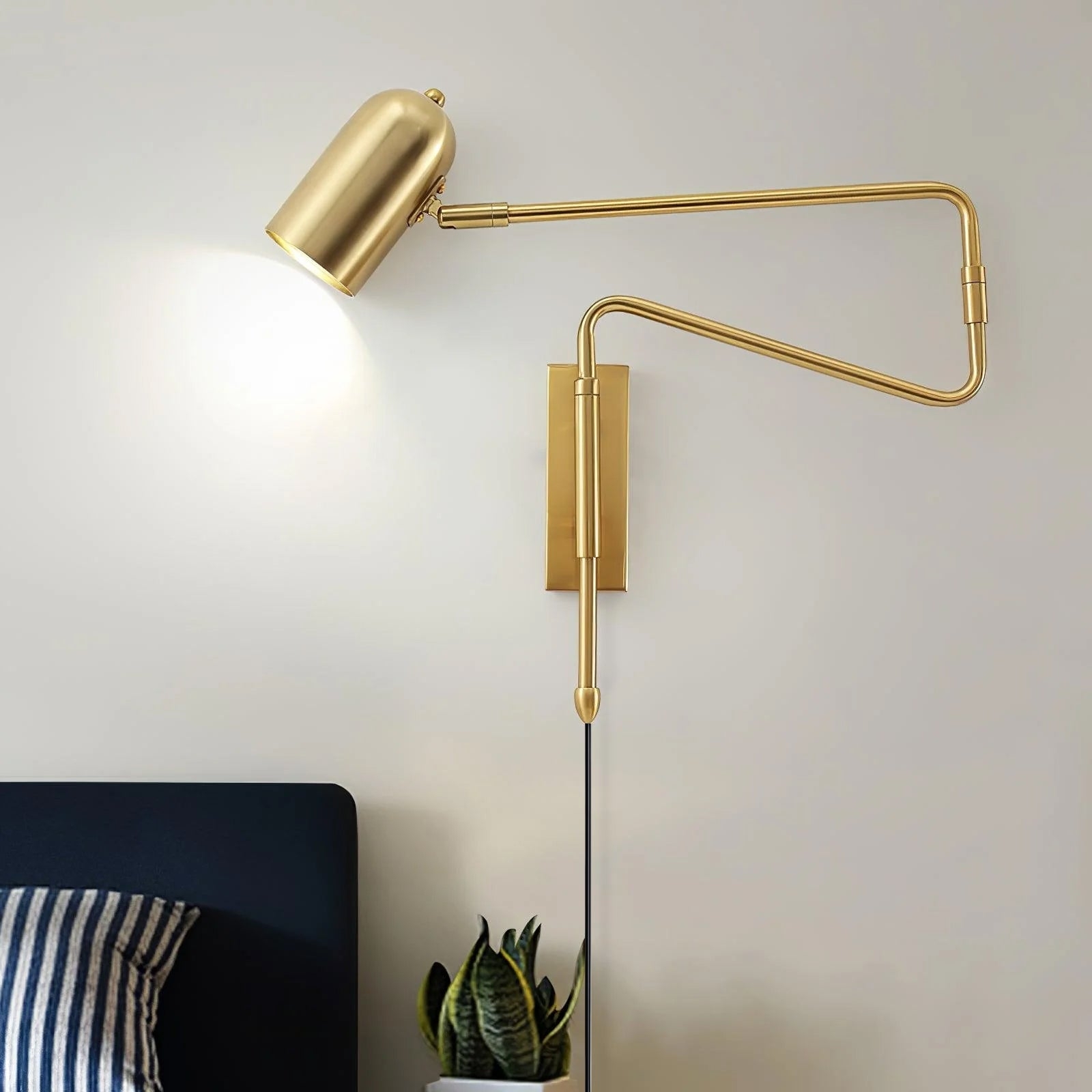 Adjustable Arm Plug In Wall Lamp D371
