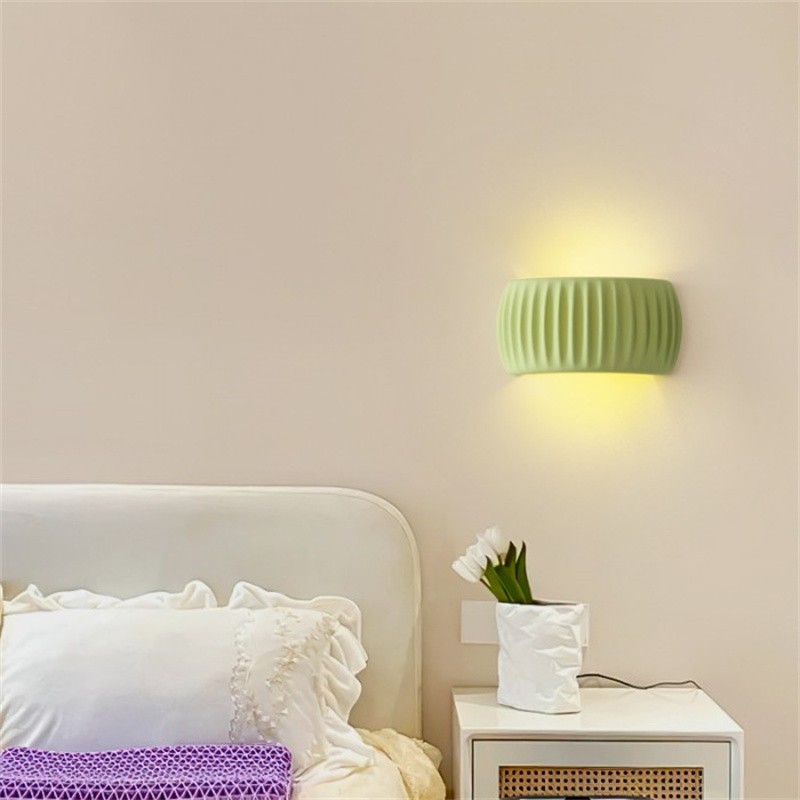 Modern Cream Style Resin Fluted Wall Lamp S150