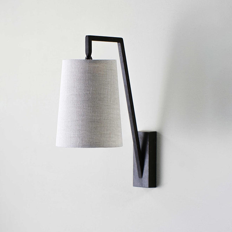 Monty Wall Lamp D600