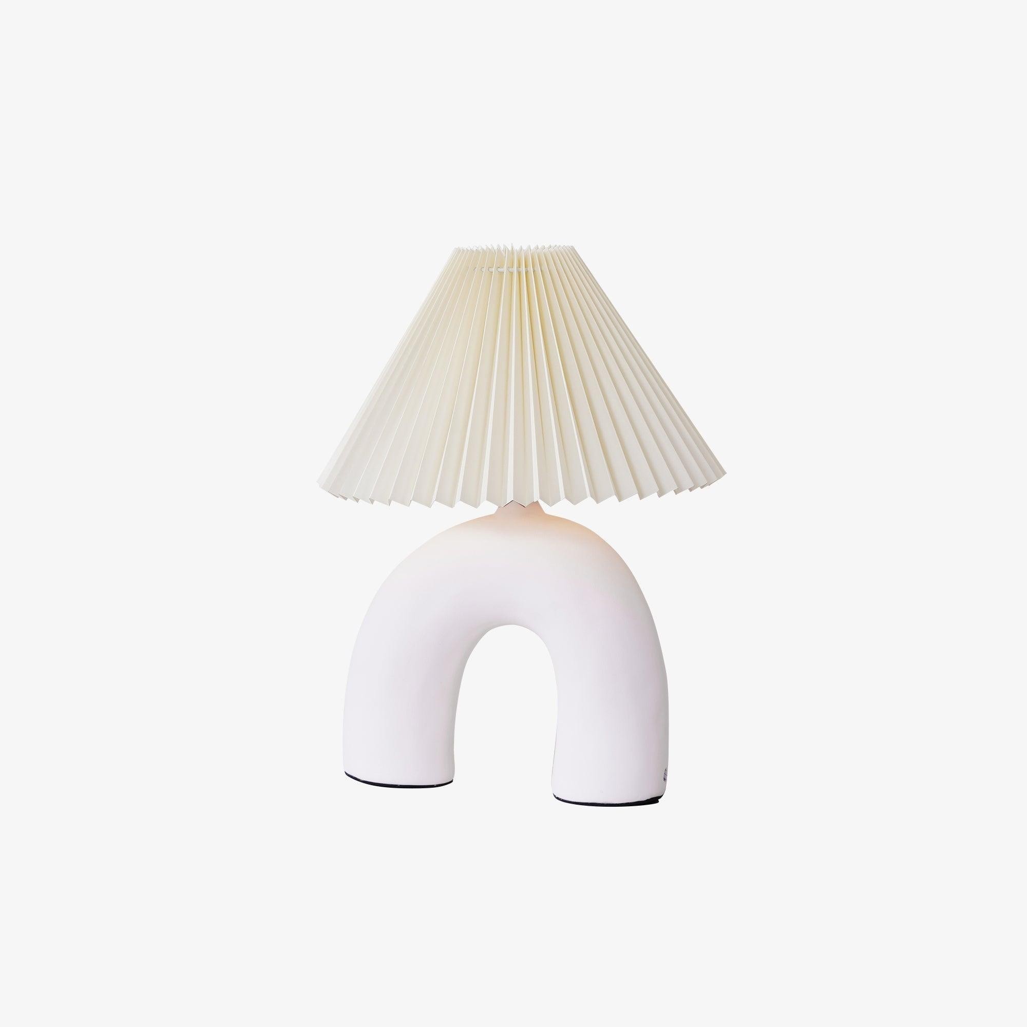 Arched Pleated Table Lamp M495