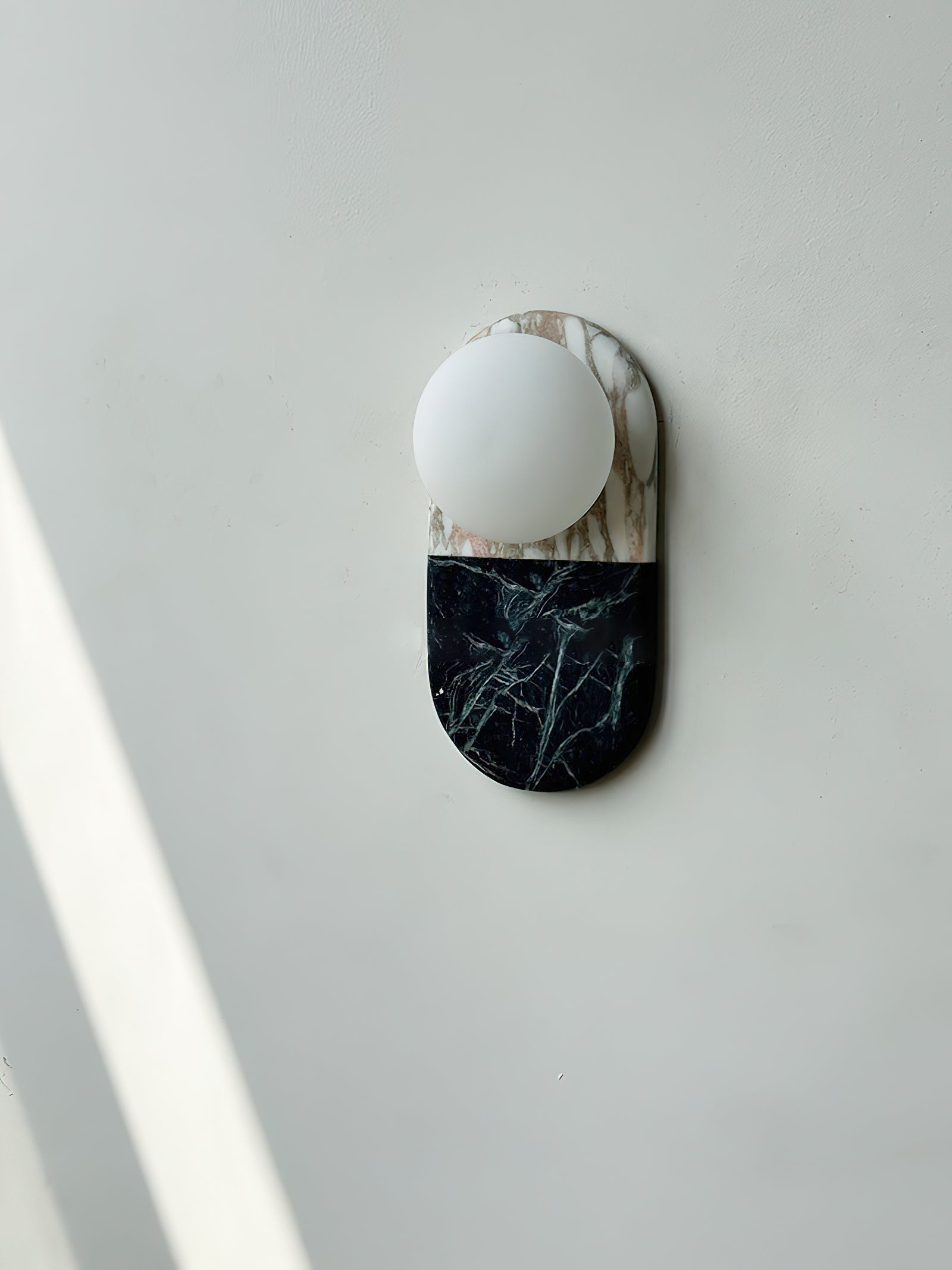 Pfaffikon Marble Sconce D564
