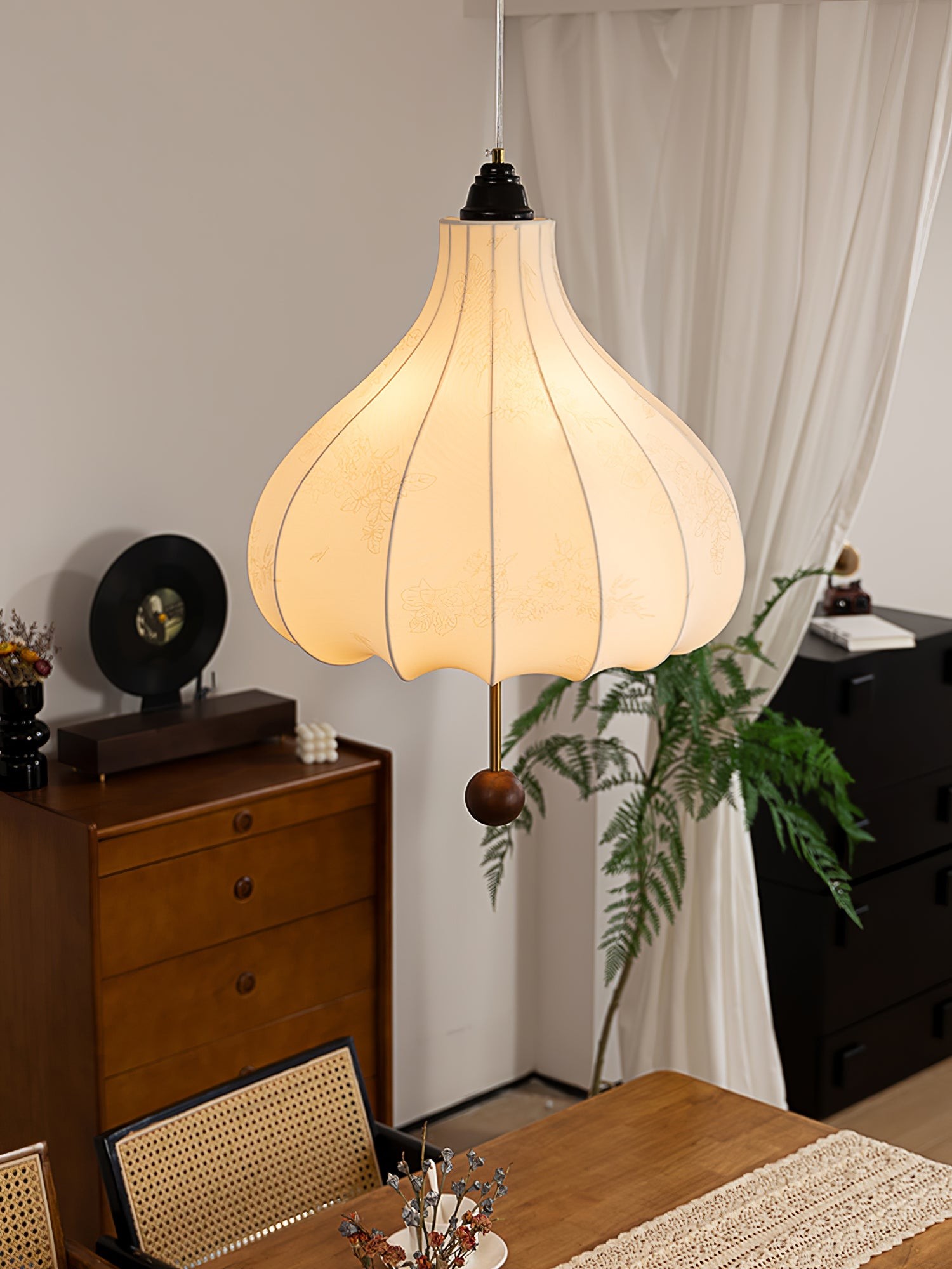 Retro Chestnut Fabric Pendant Light M568