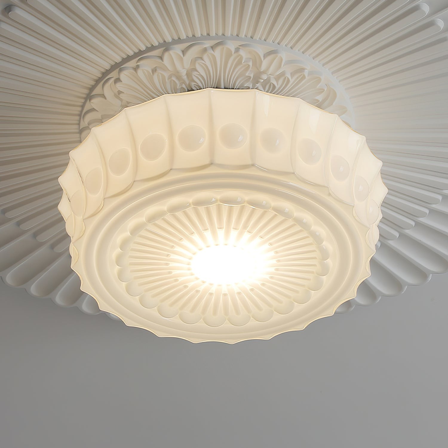 Rigidus French Vintage Glass Cream Style Ceiling Light M151