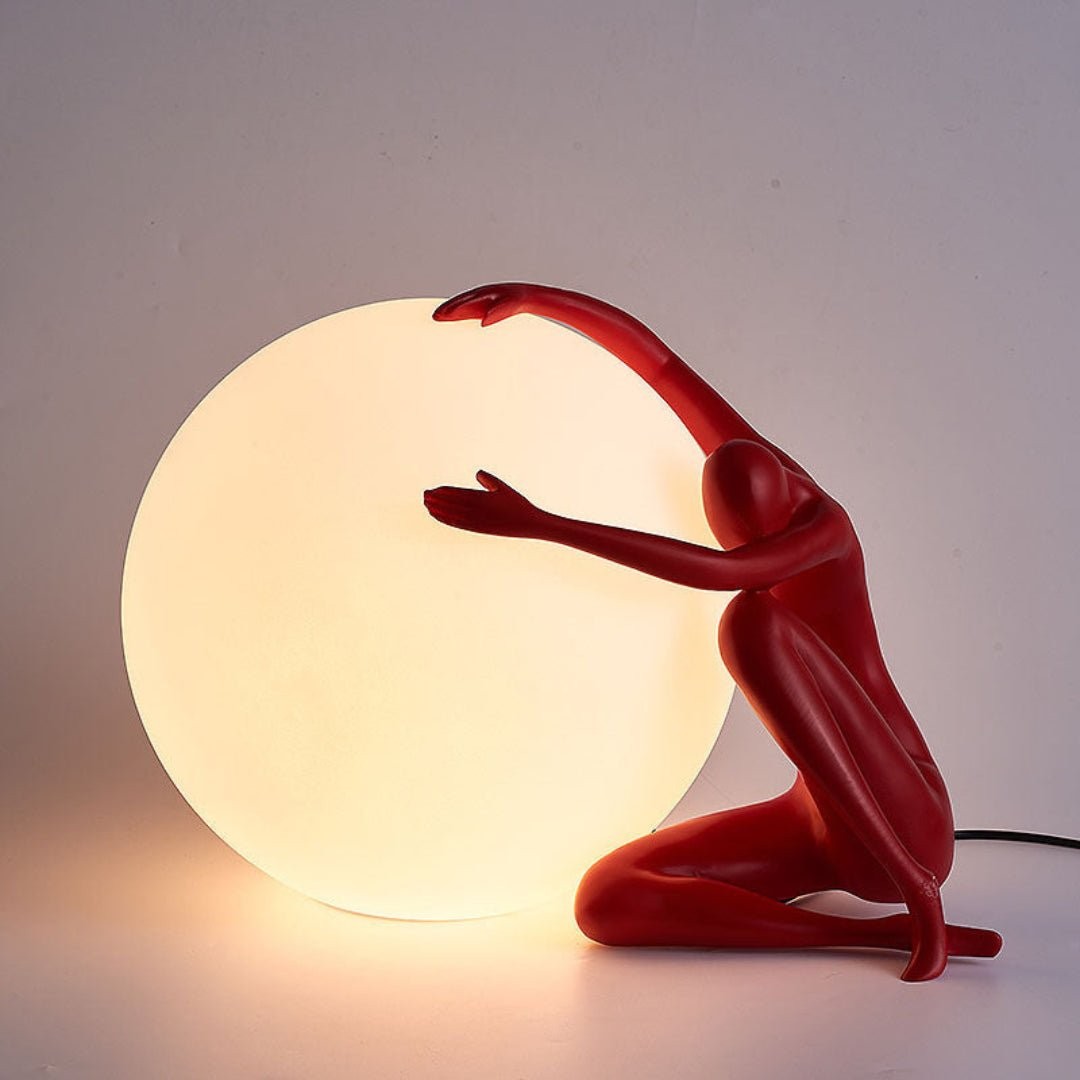 Humanoid Ball Holding Table Lamp M585