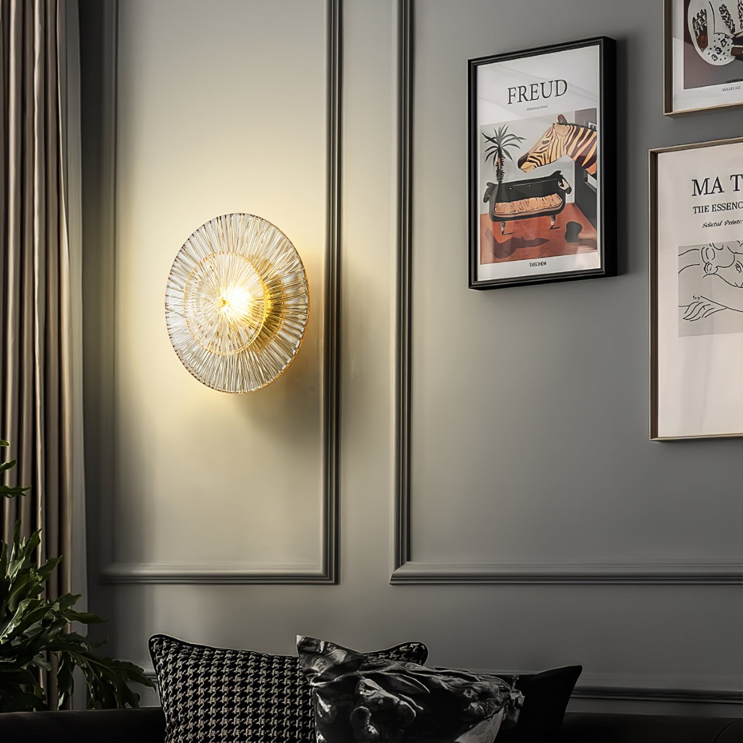 Modern Creative Round Crystal Wall Lamp M114