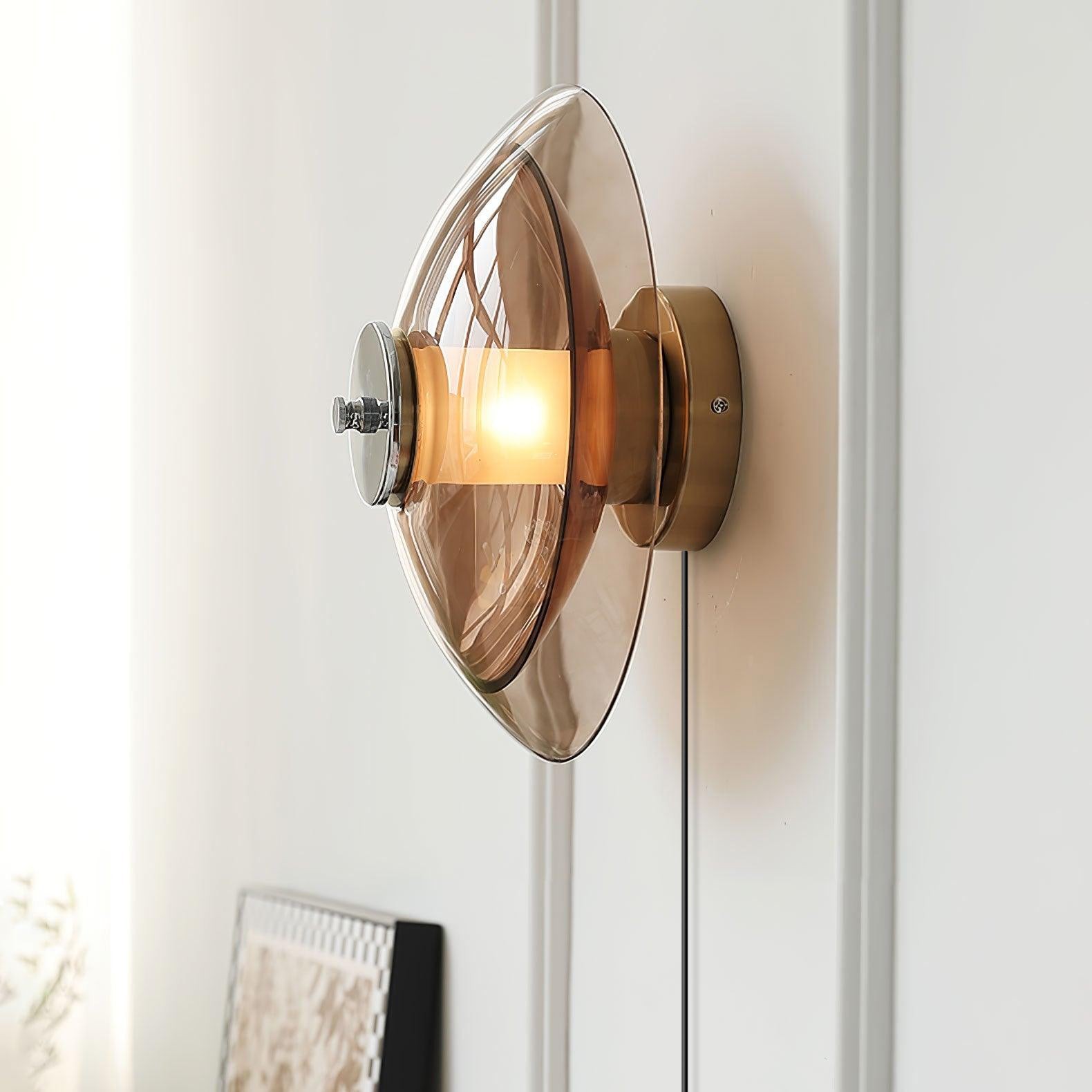 Flying Saucer Plug-in Wall Light M471
