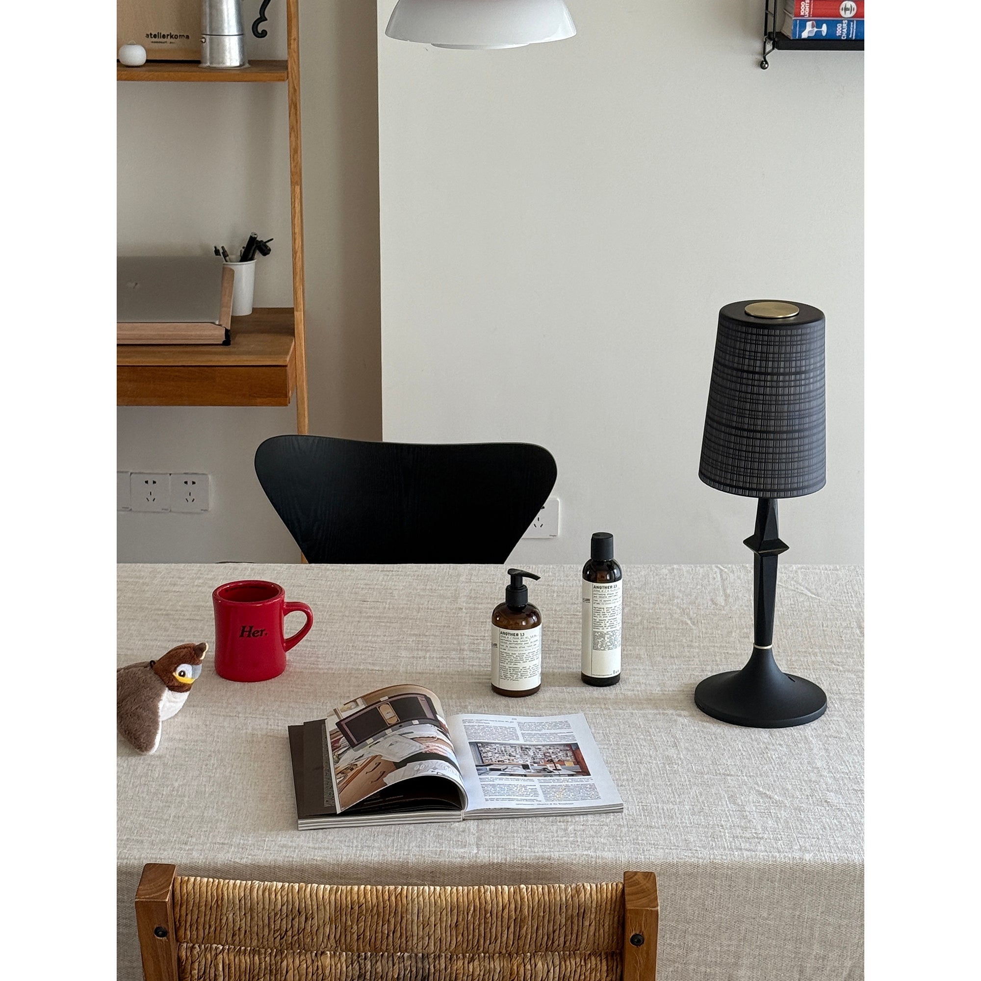 Devon Black Table Lamp D709