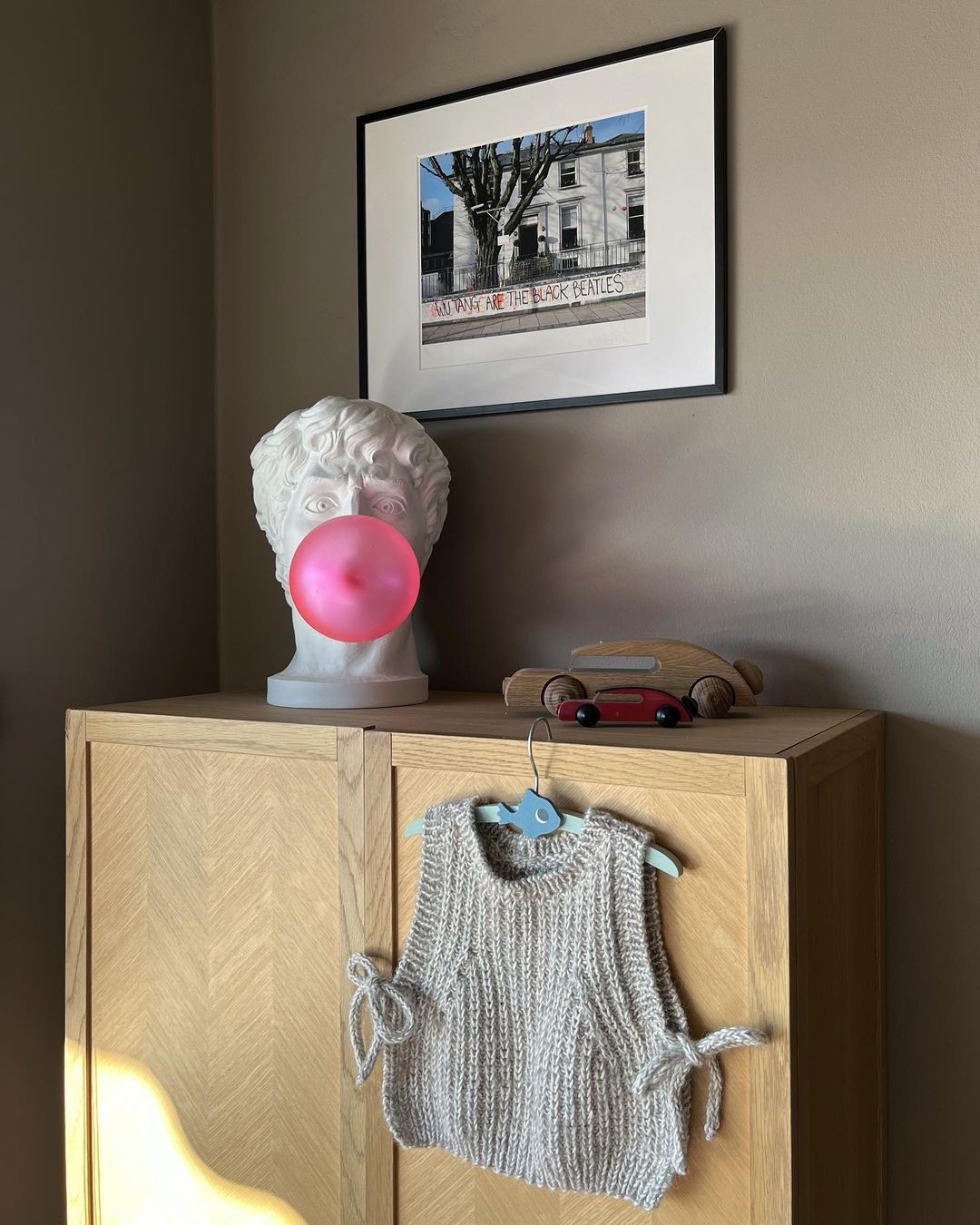 Wonder Artist Fashion Table Lamp M100