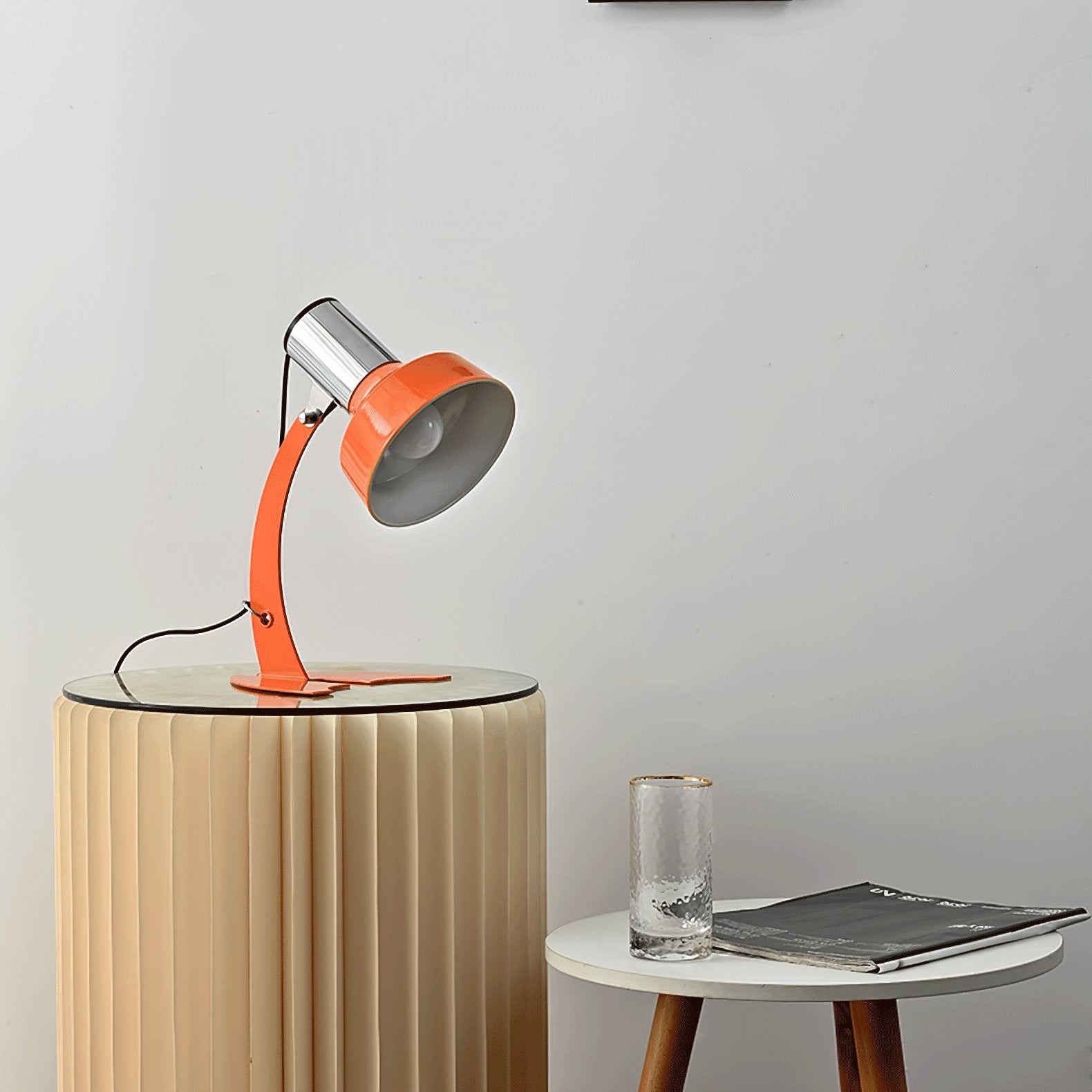 Fish Tail Arch Table Lamp M05