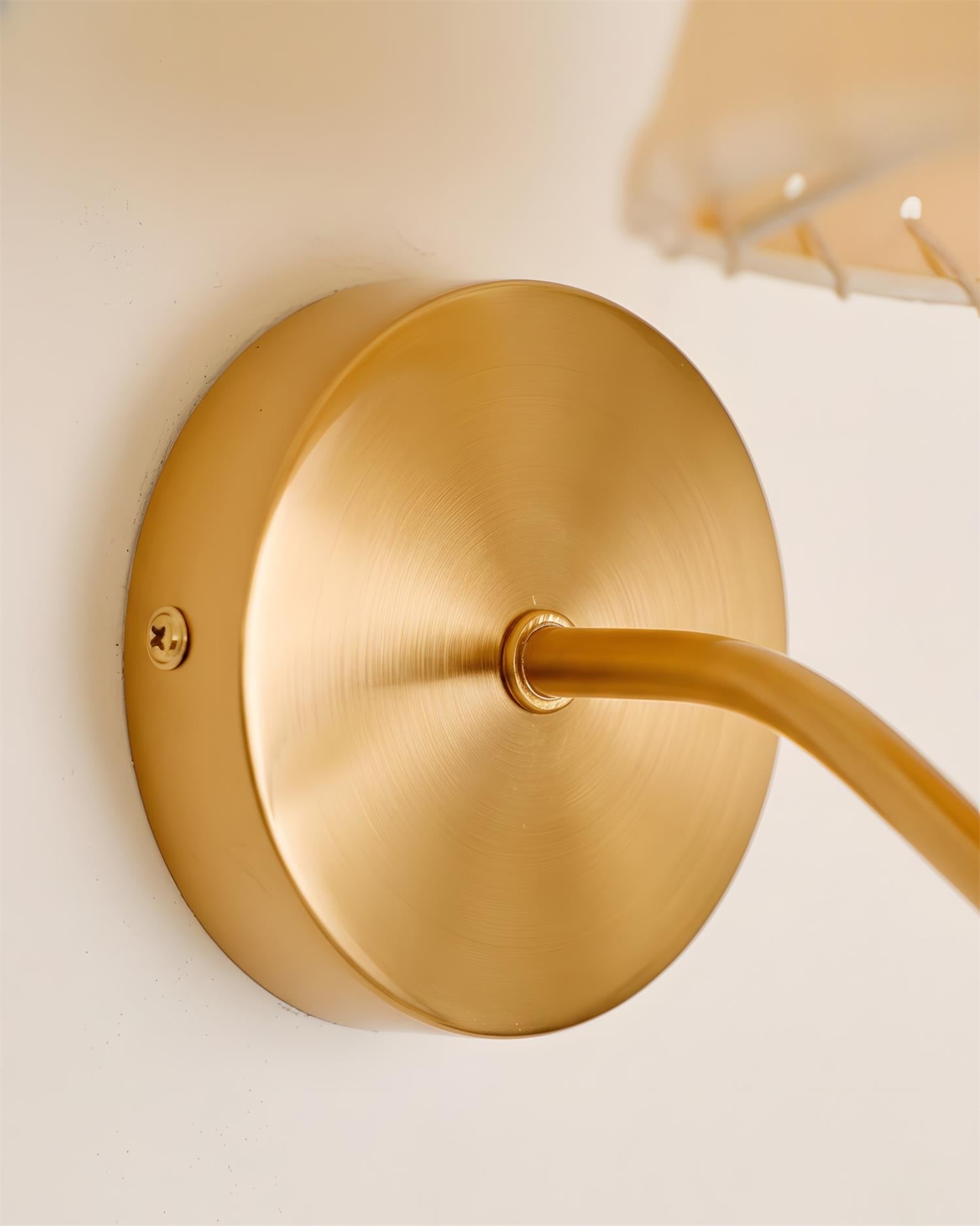 Gentle Bend Wall Lamp D333