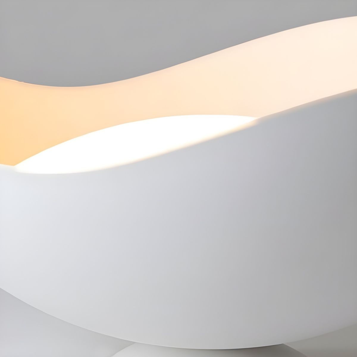 Simple Wave Ceiling Light M23