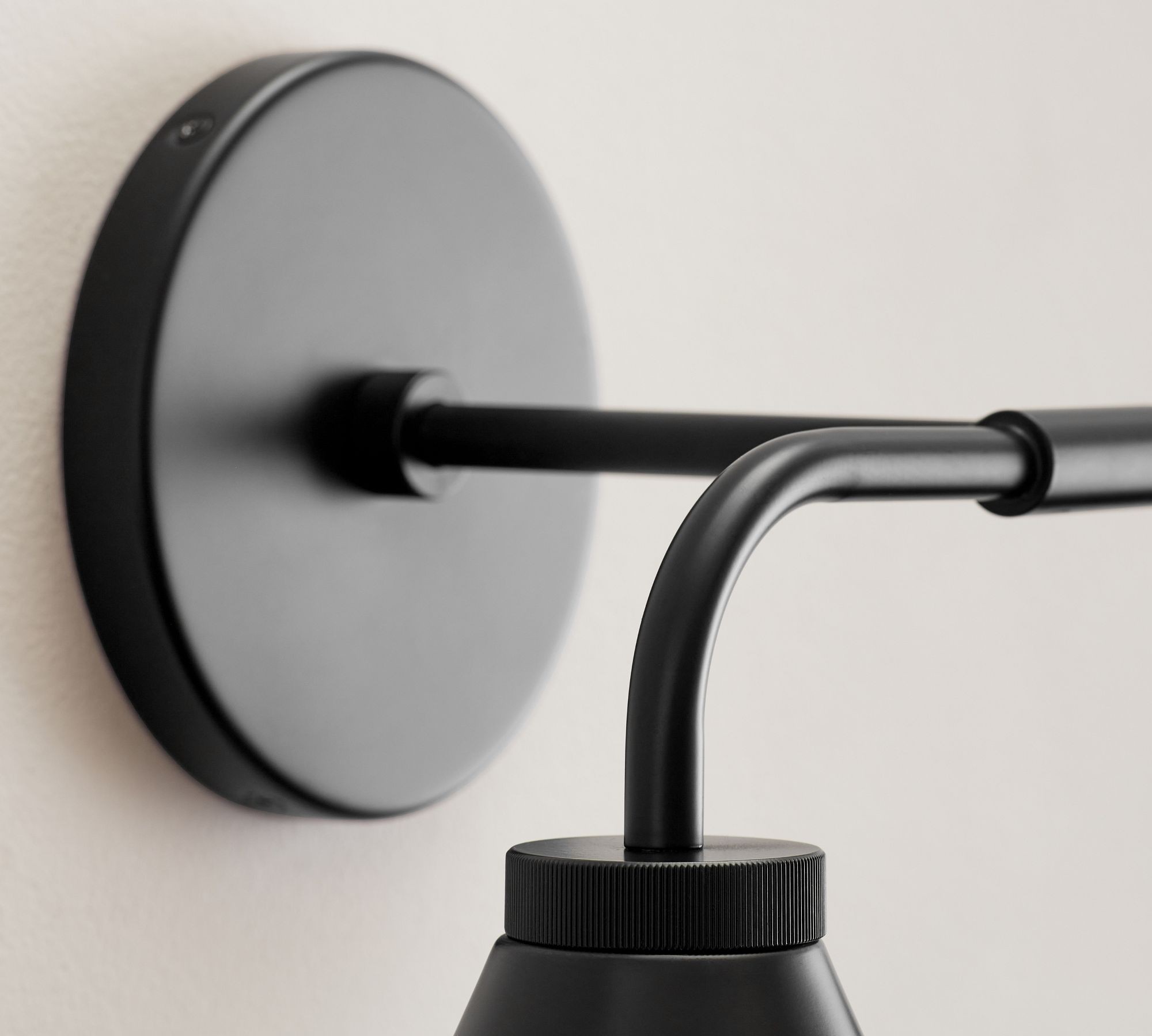 Korvi Iron Tapered Sconce Light - Wall Fixture in Black or Brass T125