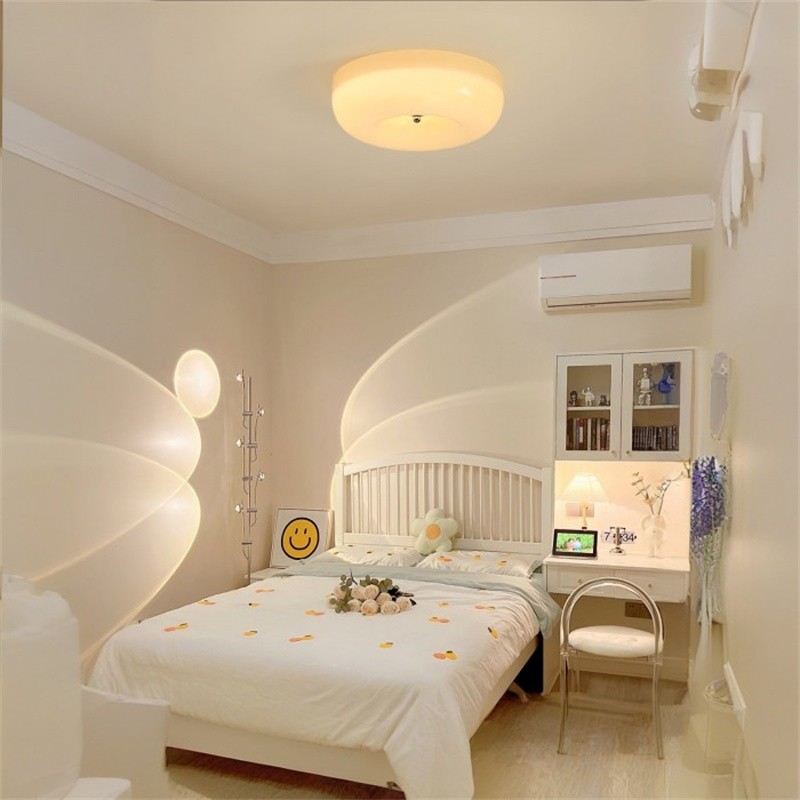 Bauhaus Glass Cream Pudding Ceiling Lamp S151