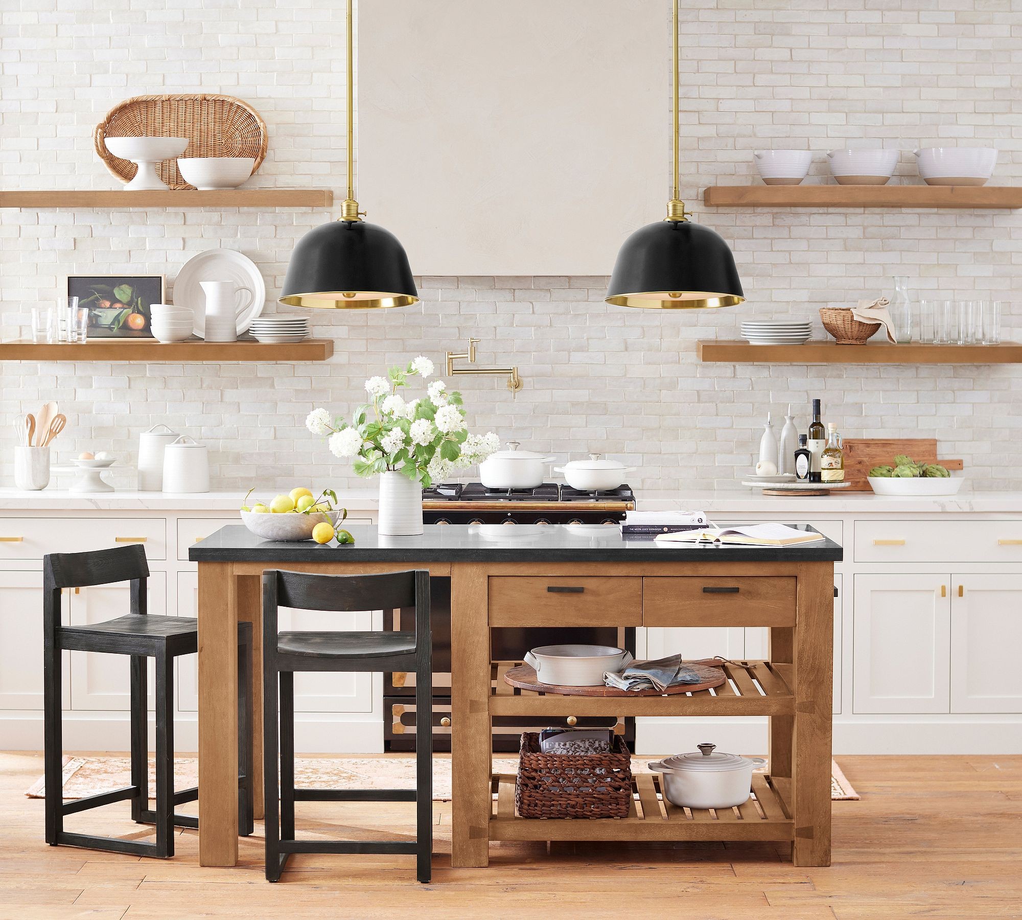 Forvara Metal Pole Pendant Light - Bell Diffuser Design for Kitchen Islands T147