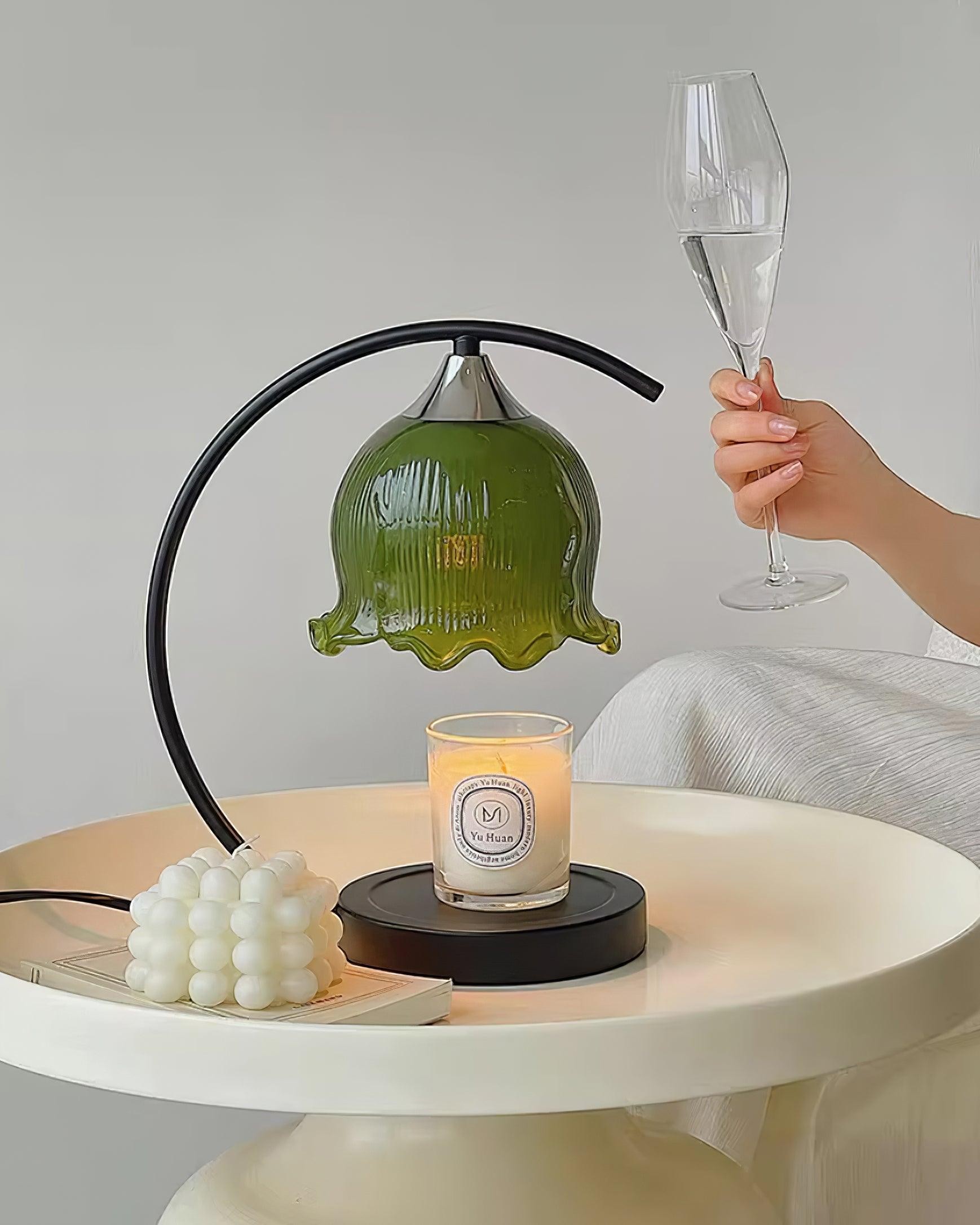Lampa podgrzewająca świecę w kolorze zielonym ze szklanym stojakiem