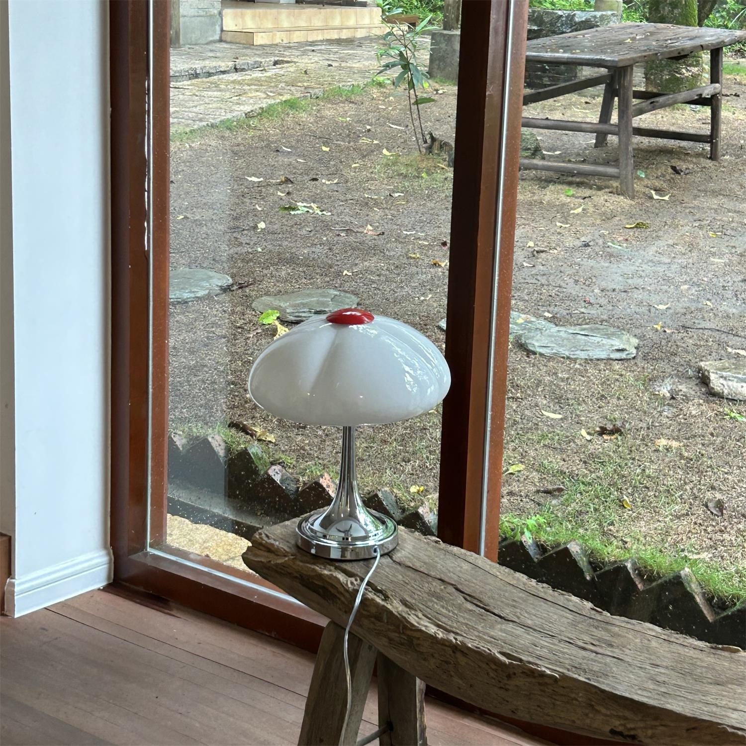 Cream Style Glass Mushroom Table Lamp M321