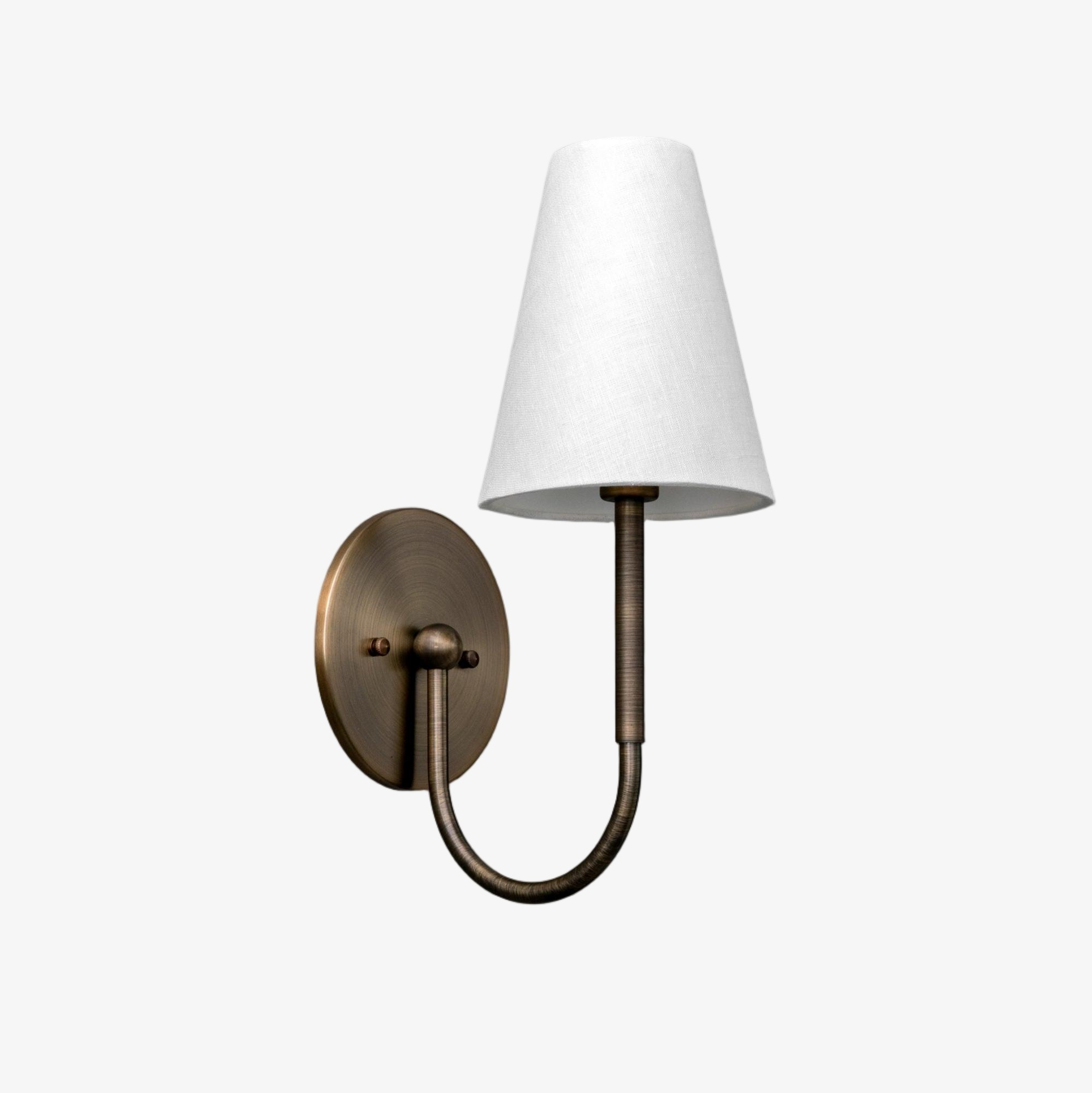 Curva Metal Collection Traditional Wall Light - Brass Finish with Shade T399