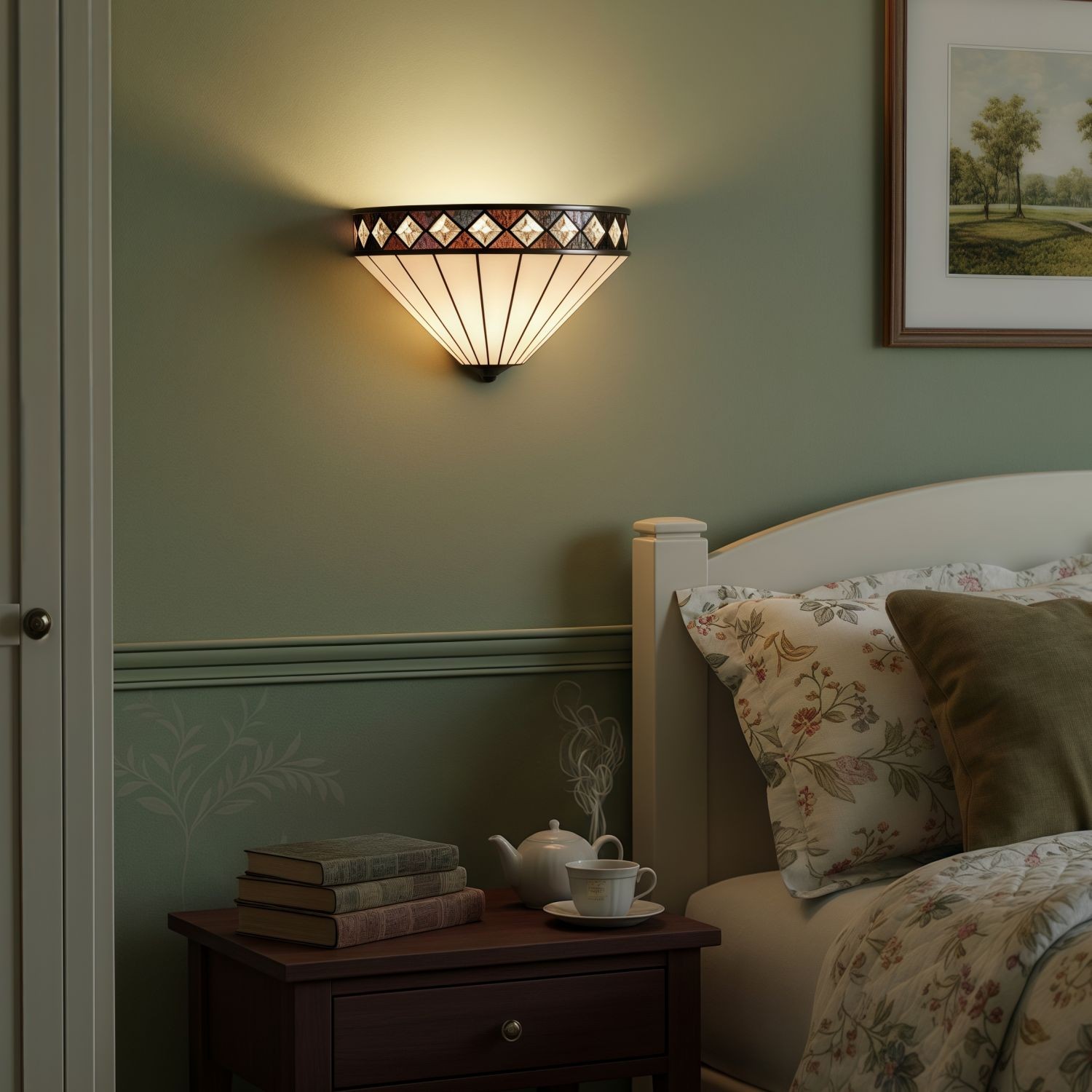 TF Fargo Art Deco Wall Light with Diamond Motif Design - Glass Wall Sconce for Hallway & Bedroom T636