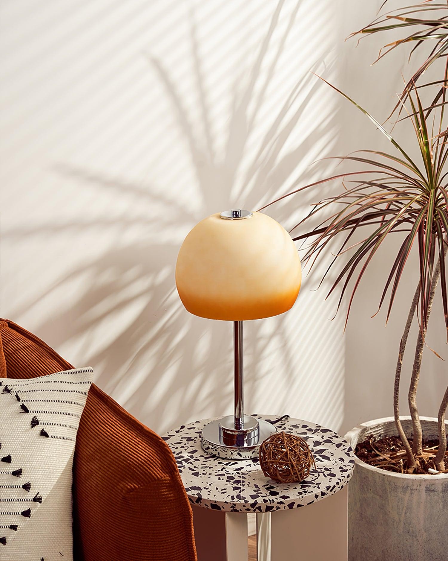 Retro Egg-shaped Dome Table Lamp M388